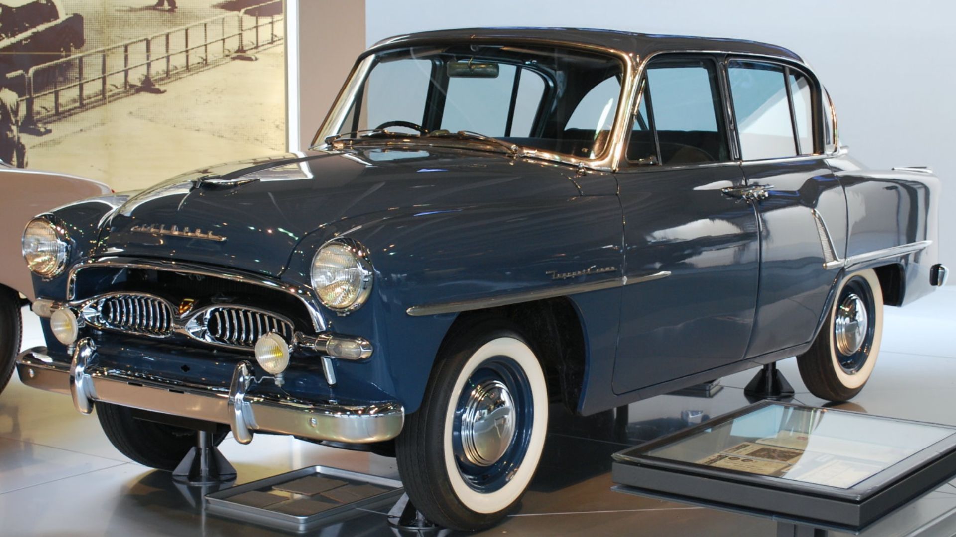 File:1955 Toyopet Crown 03.jpg