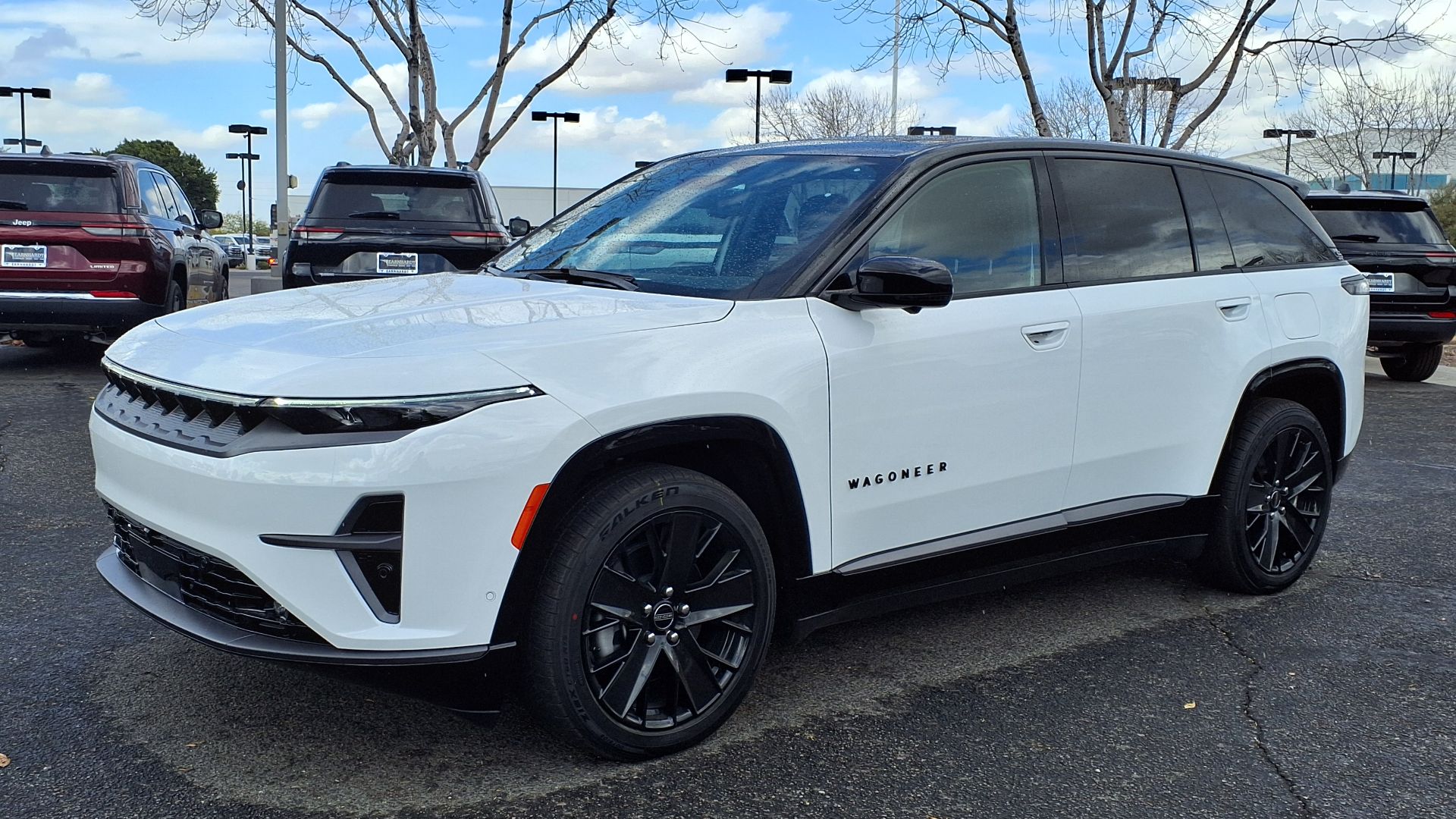 File:24 Jeep Wagoneer S Launch Edition (1).jpg
