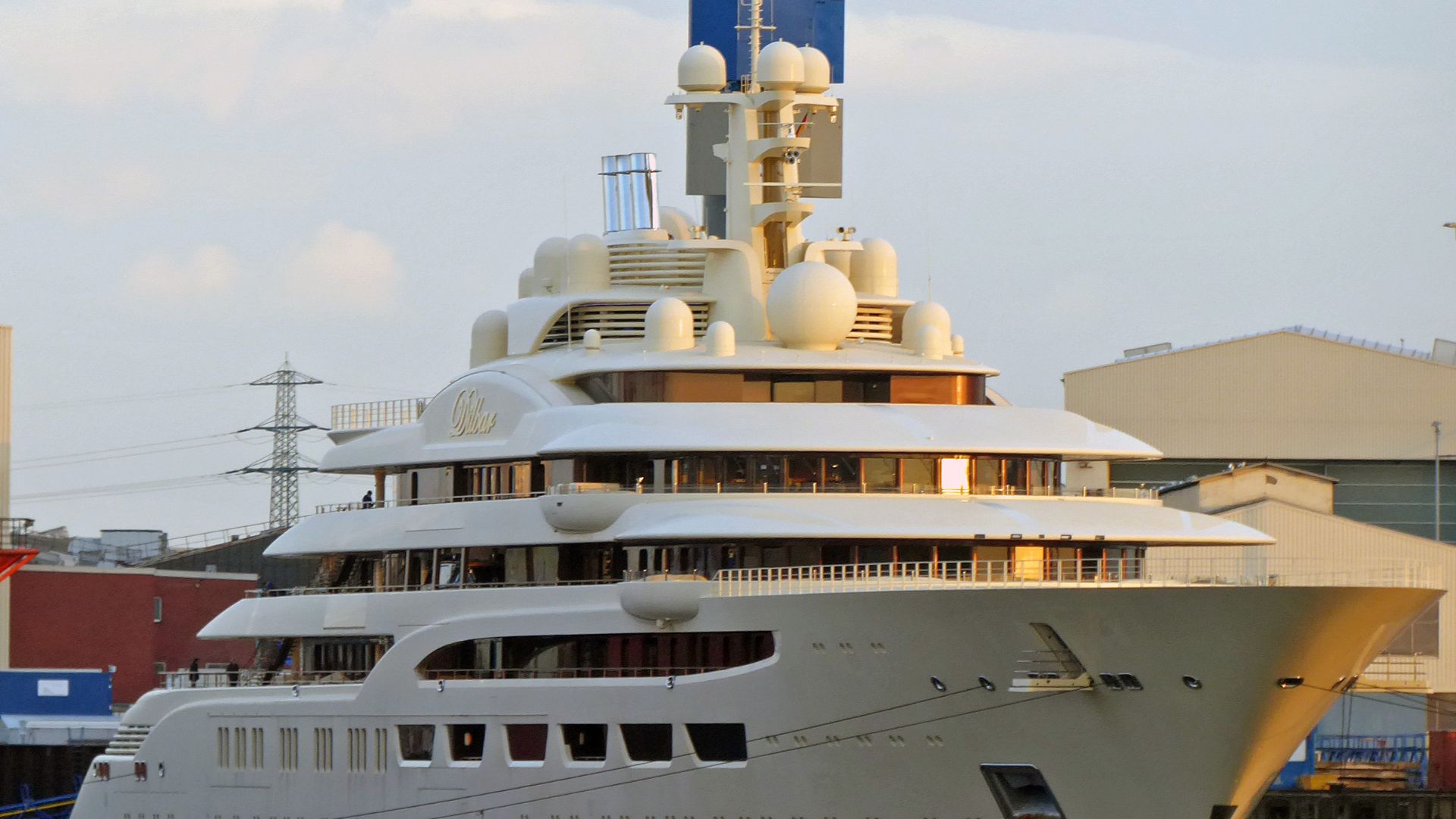 File:Dilbar IMO 9661792 S Hamburg 01-11-2021 (2).jpg