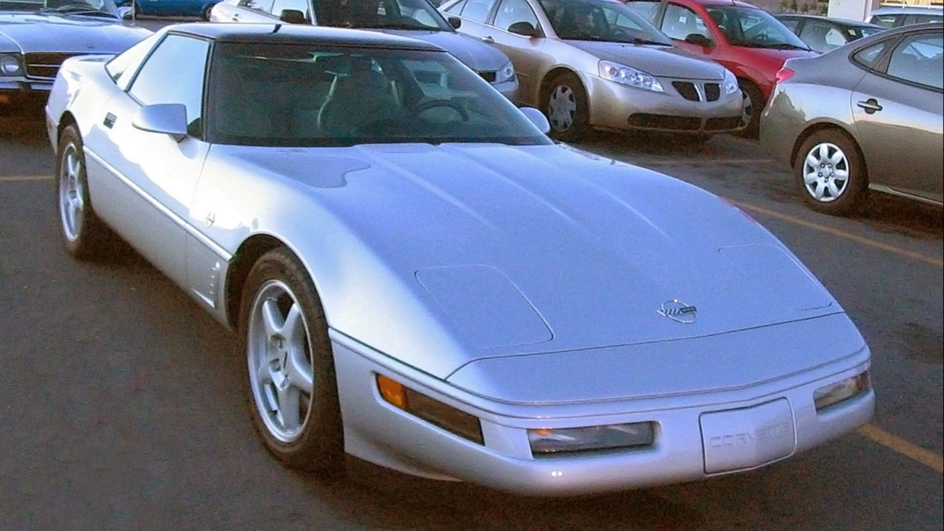 File:Chevrolet C4 Corvette (Les chauds vendredis '11).JPG