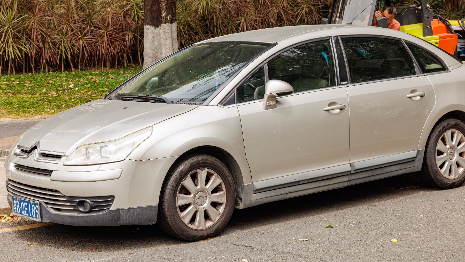 File:CITROEN C-TRIOMPHE (CITROEN C4 SEDAN) China (2).jpg