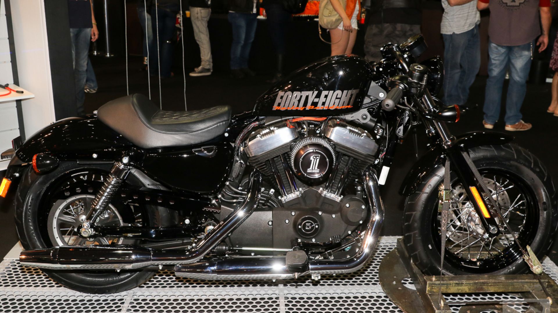 File:Salão Duas Rodas 2015 (22115244155).jpg