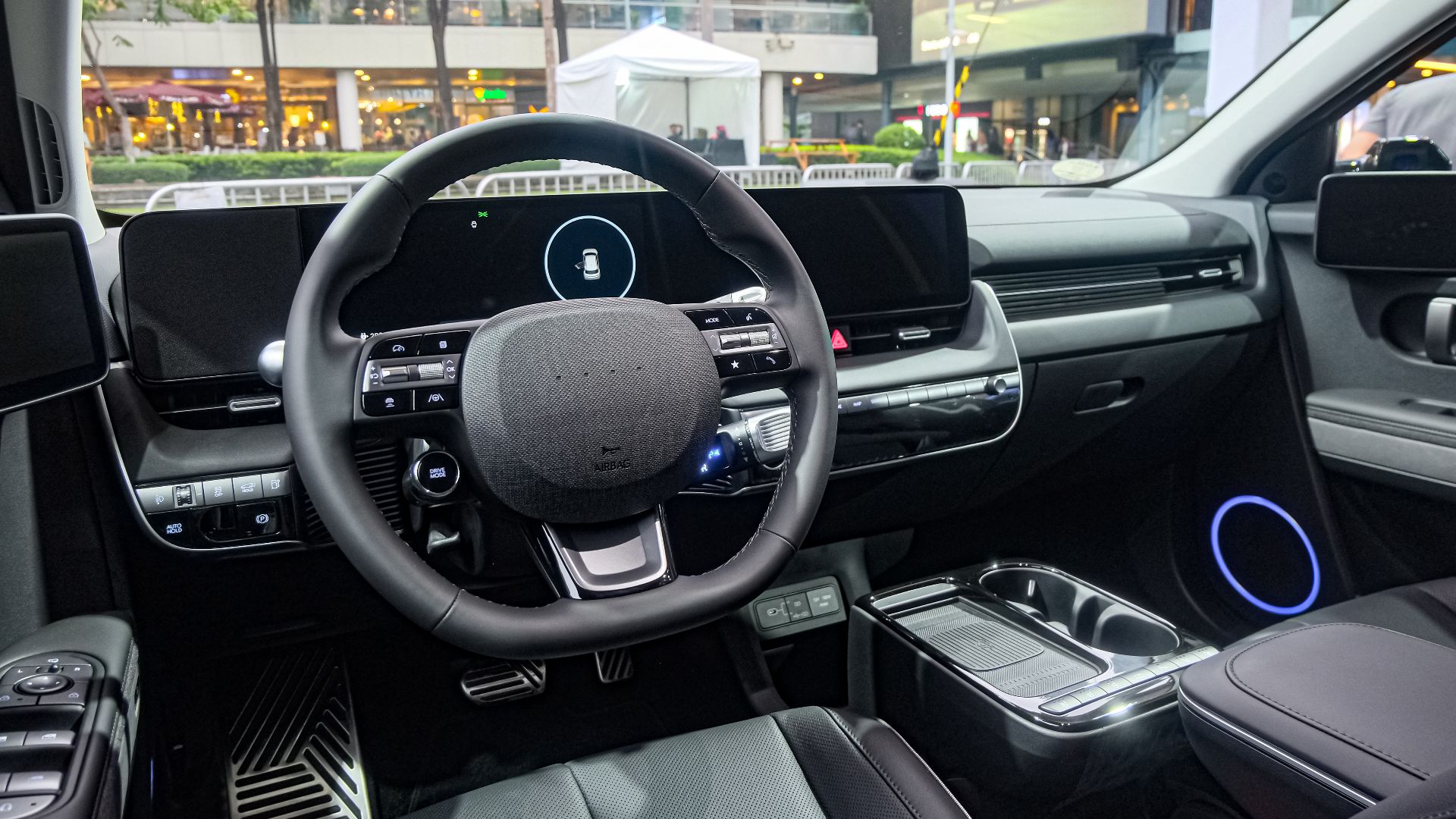 File:Hyundai Ioniq 5 NE1 PE GLS Long Range interior.jpg