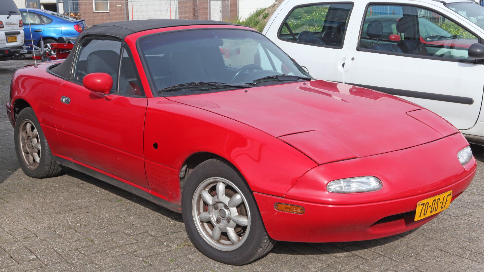File:1990 Mazda MX 5 Miata 1.8 (8066696559).jpg