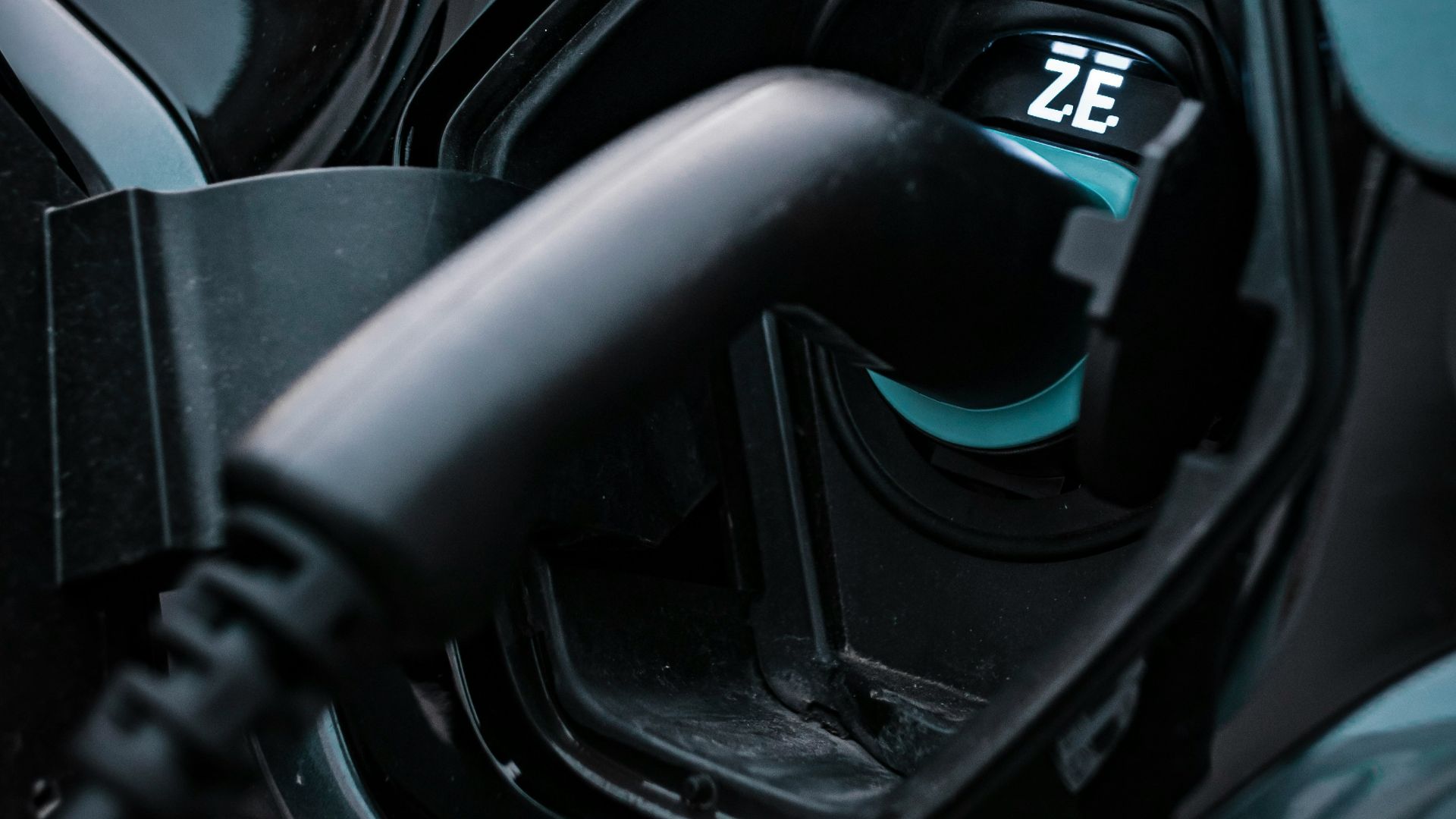 black car gear shift lever