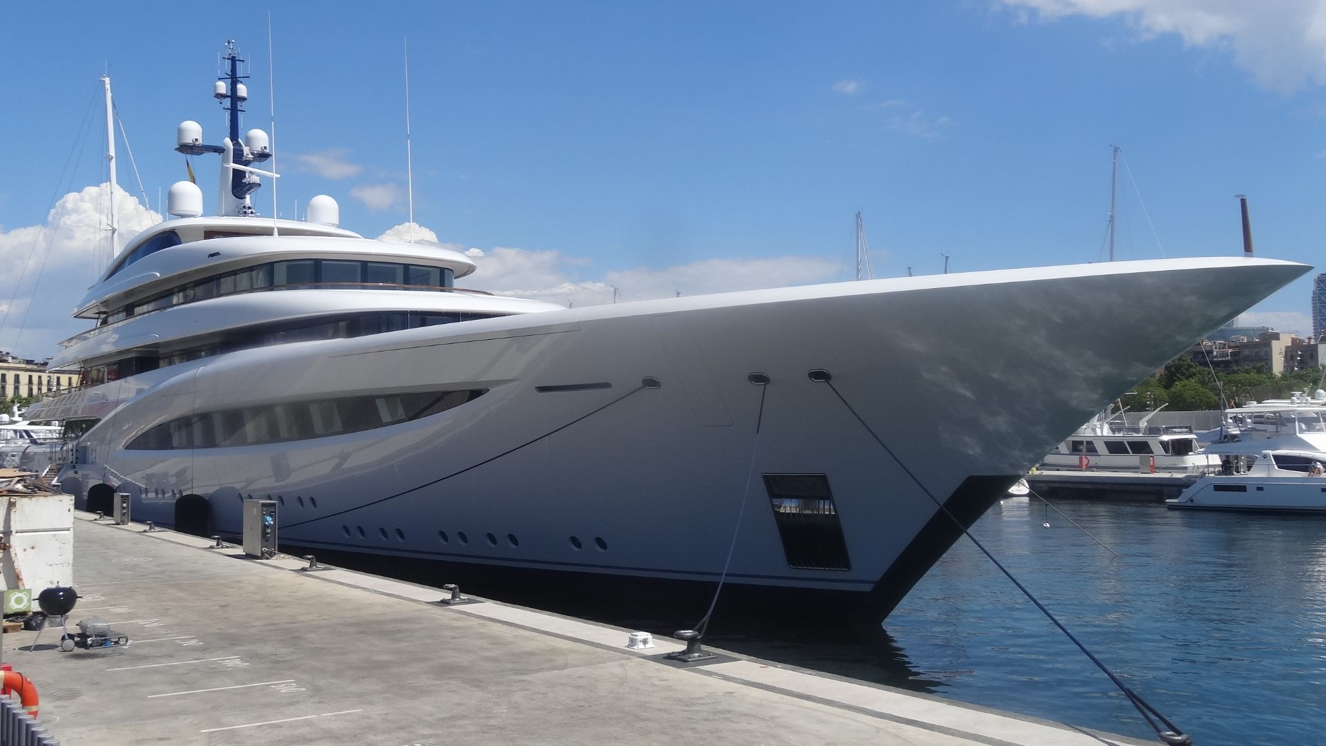 File:Faith yacht - Barcelona 2017 - 006.jpg
