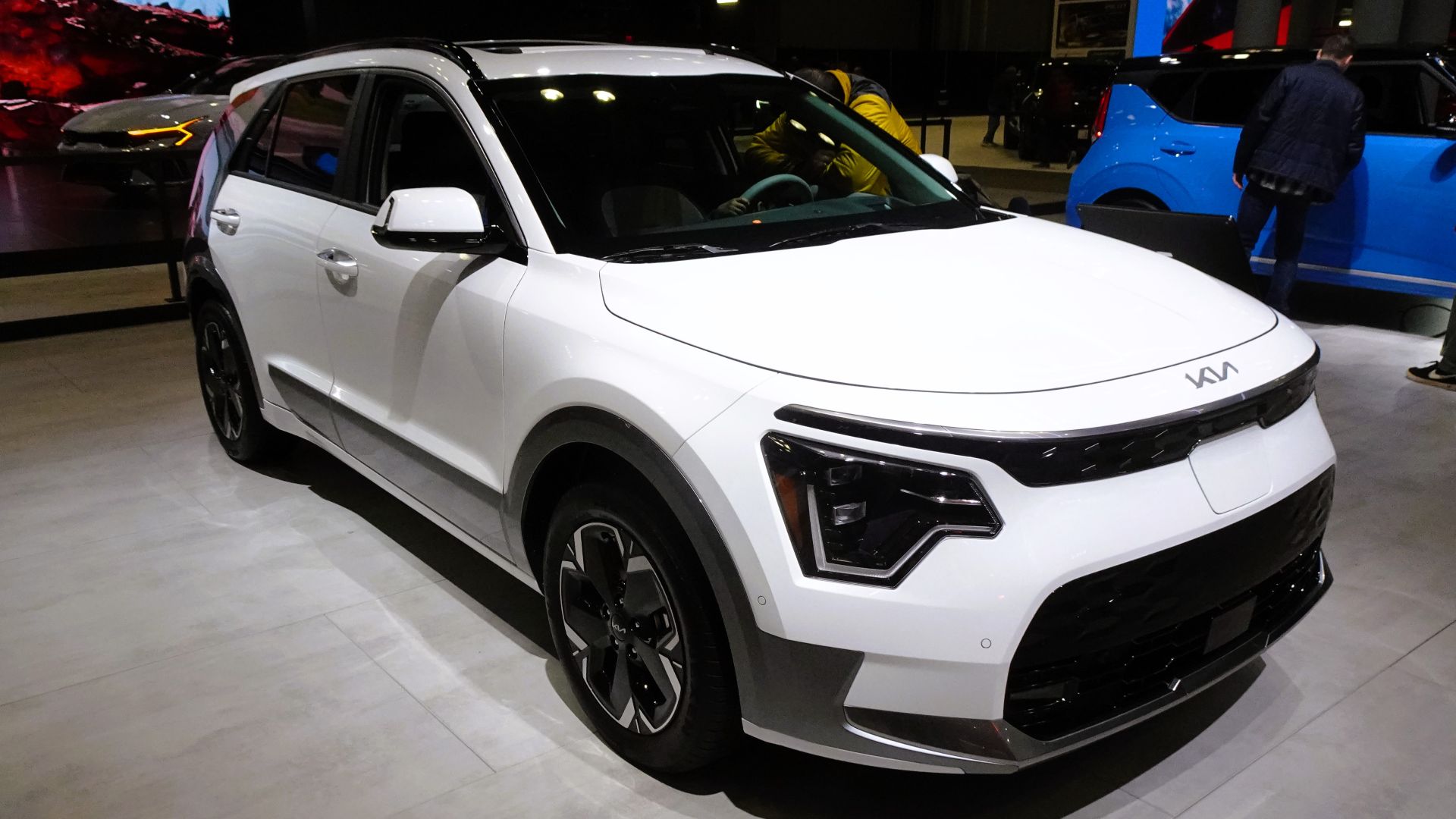 File:Kia Niro EV Wave (2024) (53623799442).jpg