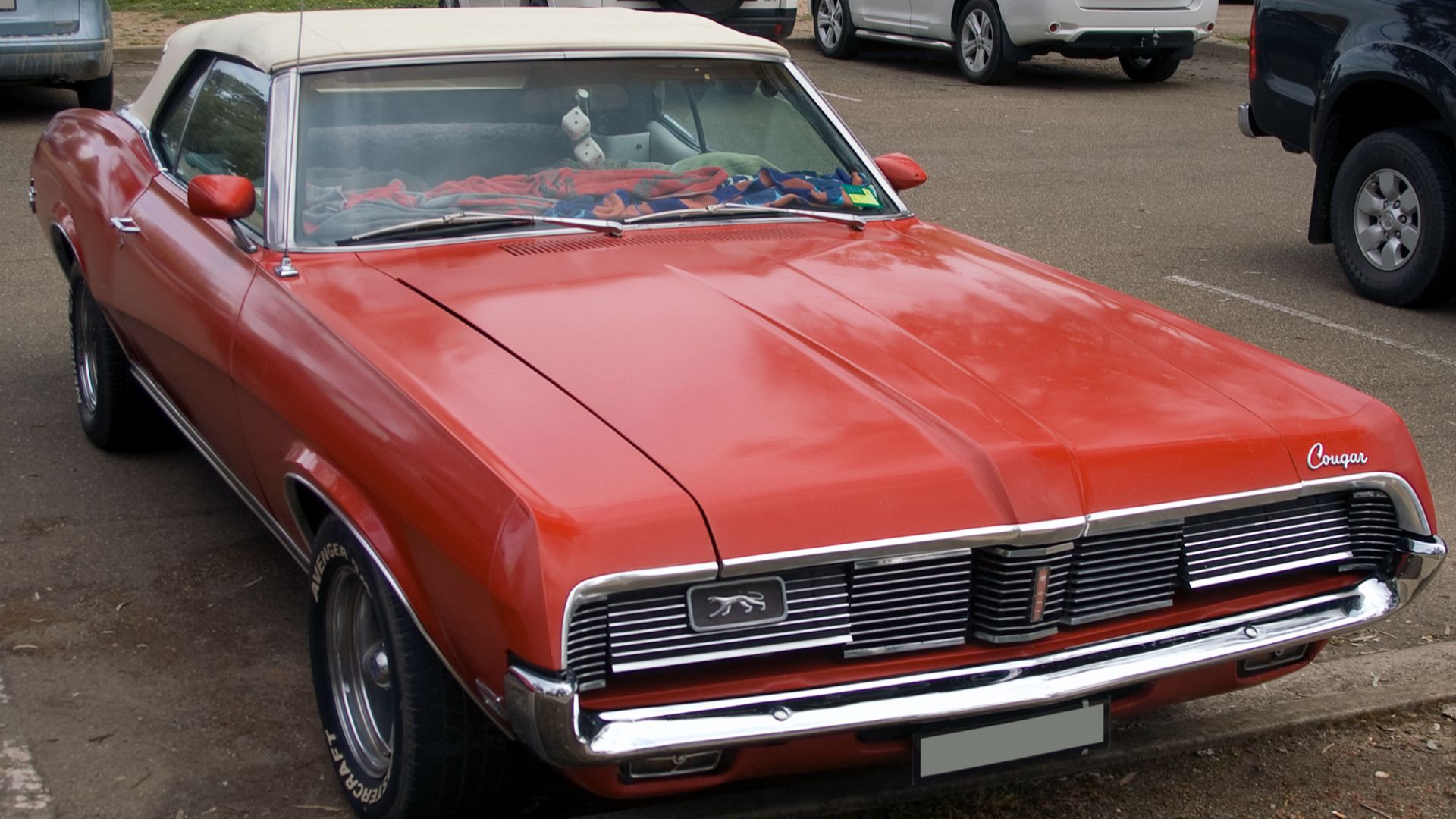File:1969 Mercury Cougar XR-7 (front view).jpg
