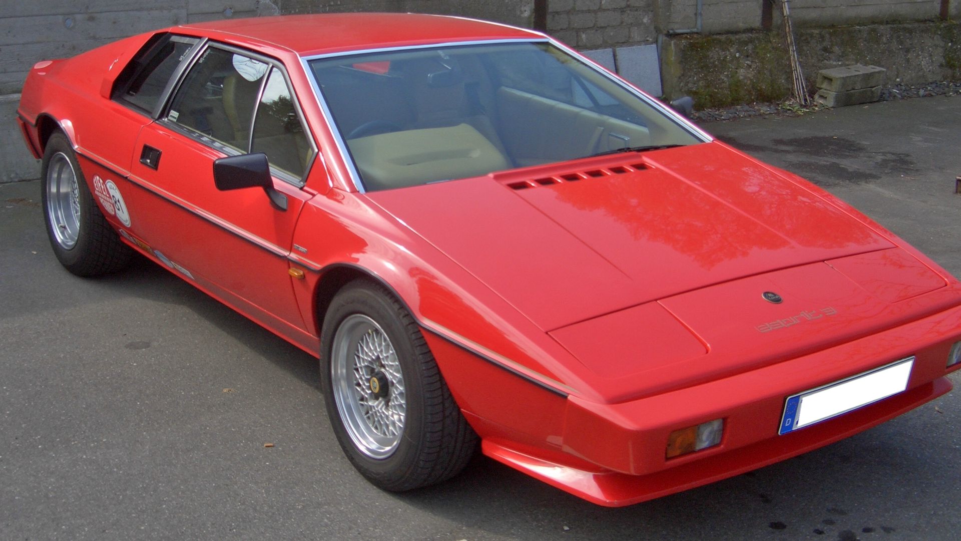 File:Lotus Esprit 1981-1987 frontright 2009-04-18 U.jpg