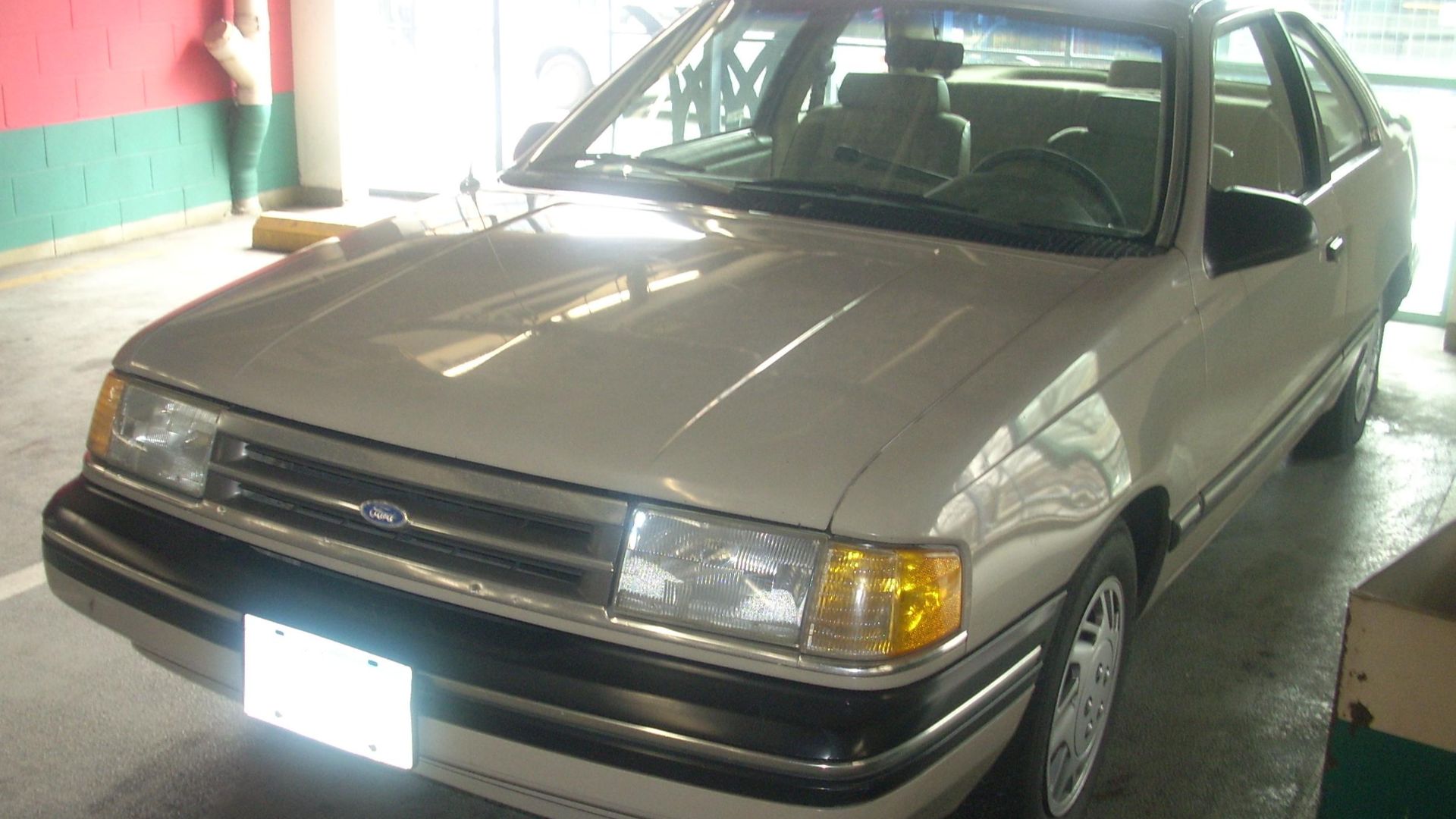 File:'88-'91 Ford Tempo Coupe.jpg