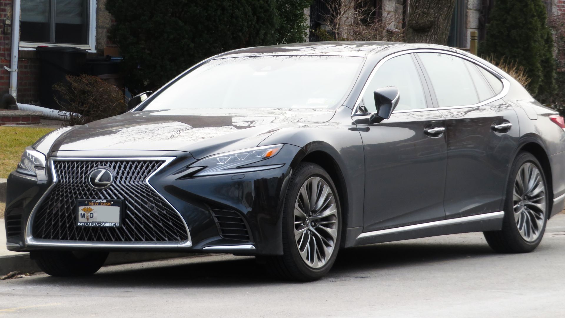 File:2018 Lexus LS 500 front 2.22.19.jpg