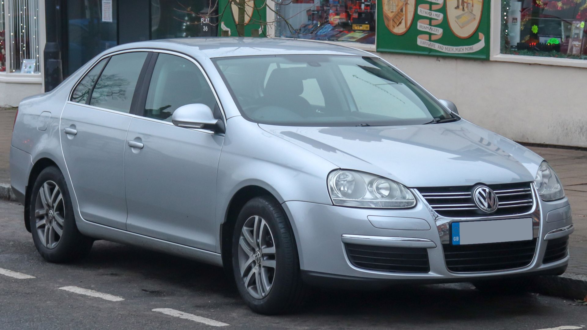 File:2007 Volkswagen Jetta SE TDi 140 2.0.jpg