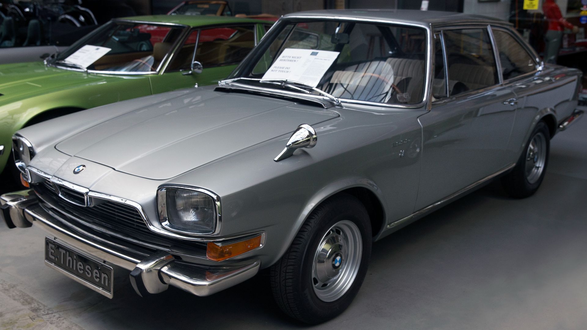 File:1967 BMW Glas 3000 GT V8 (silver), front left.jpg
