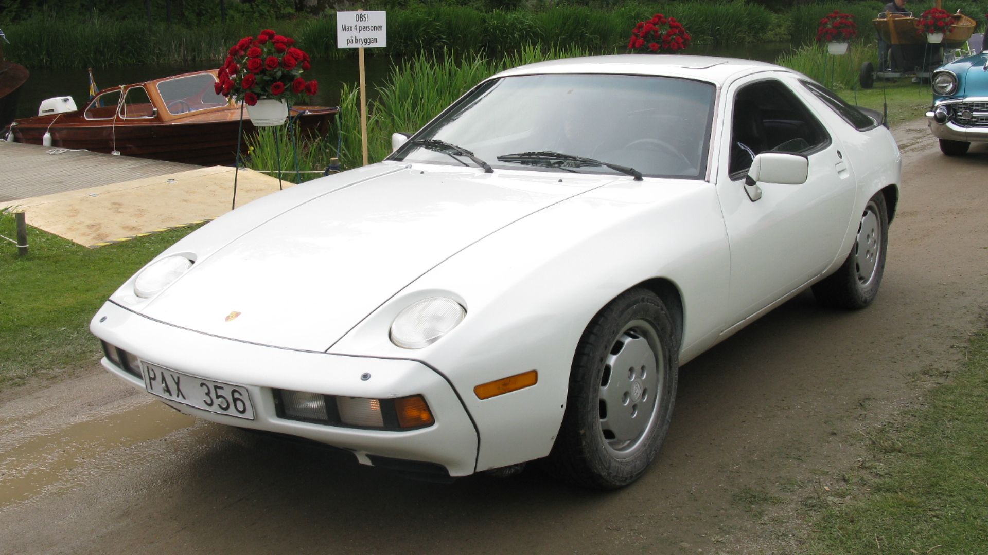 File:Porsche 928 (14667757100).jpg