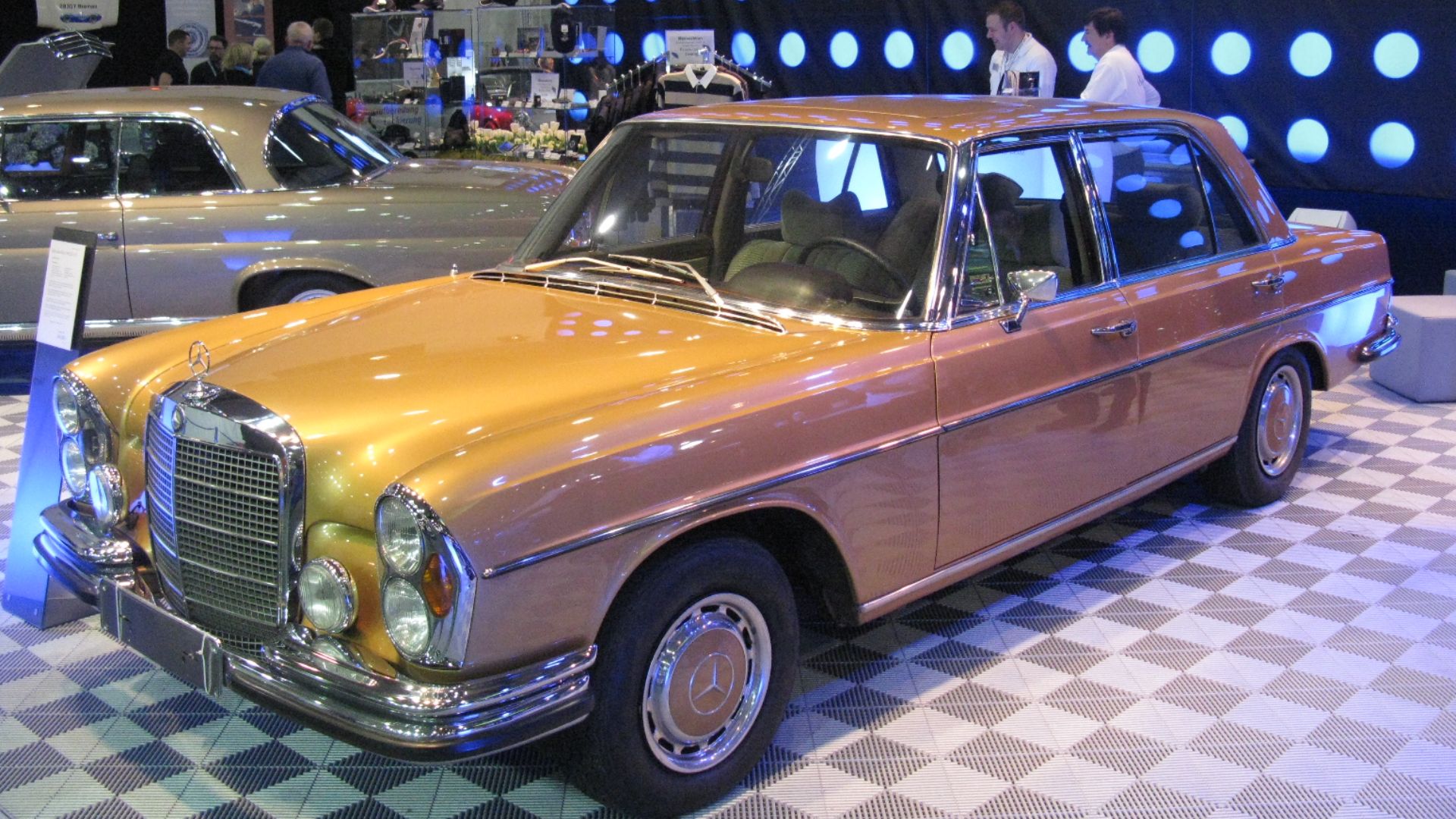 File:Mercedes.Benz 300 SEL 6.3 (8448483998).jpg