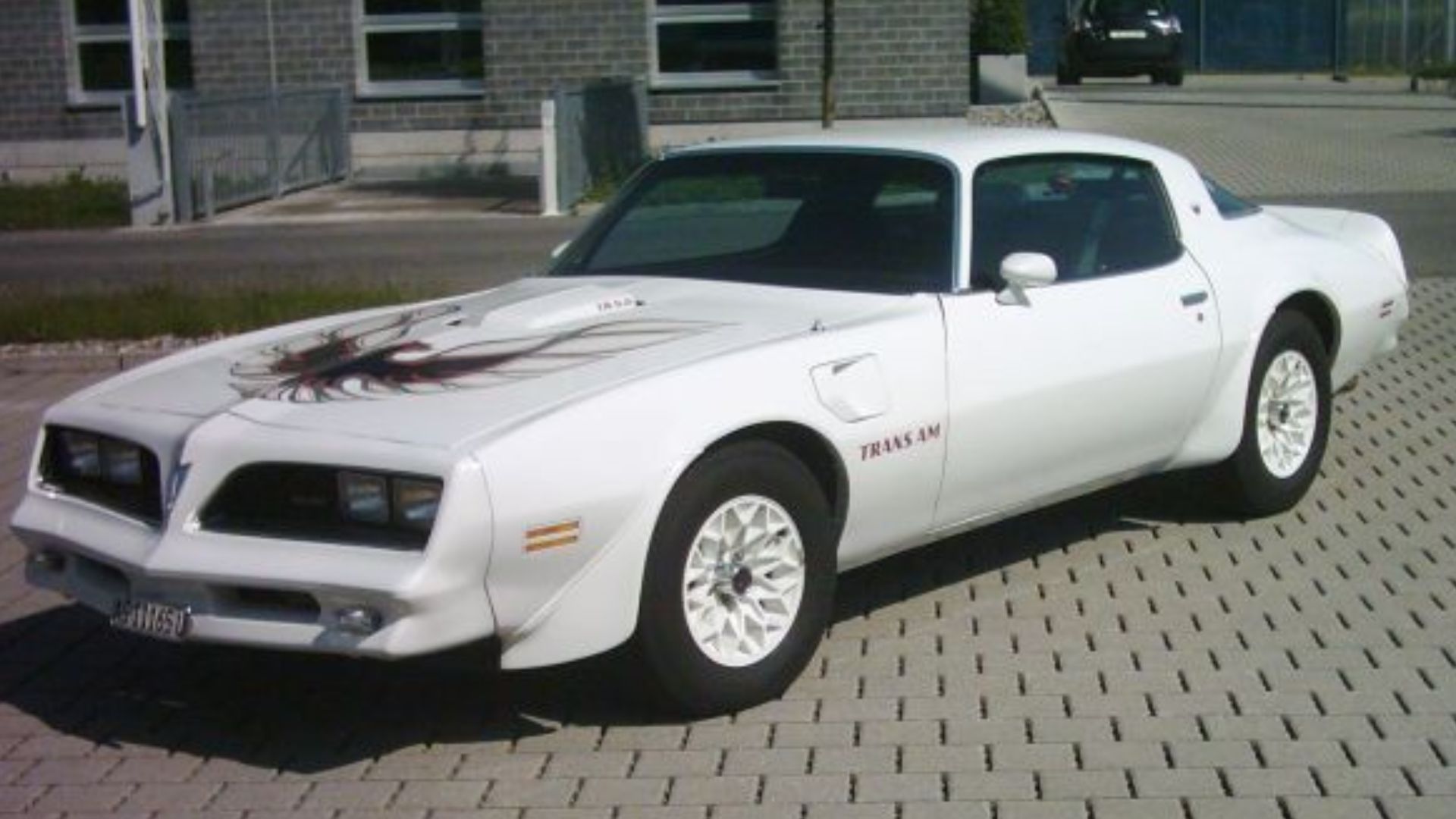 File:Pontiac Trans Am 1977.jpg
