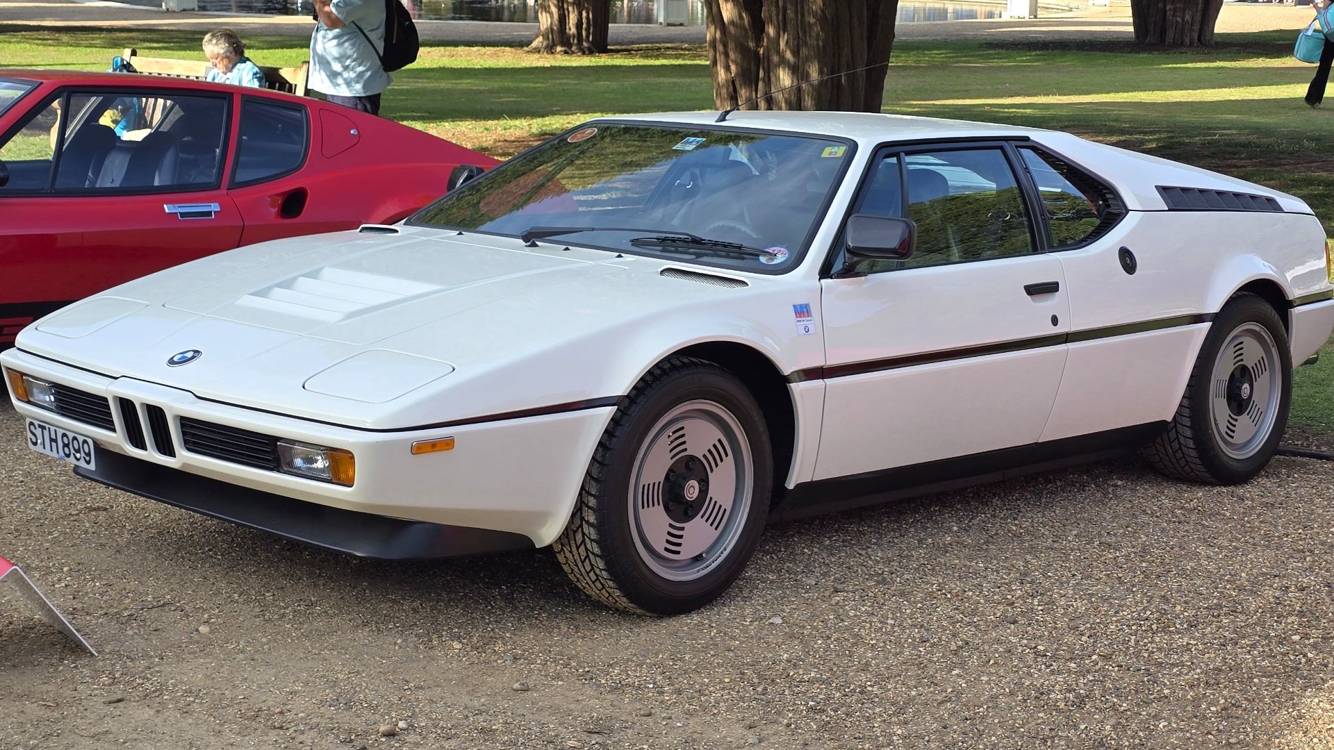 File:1980 BMW M1 HCC25.jpg