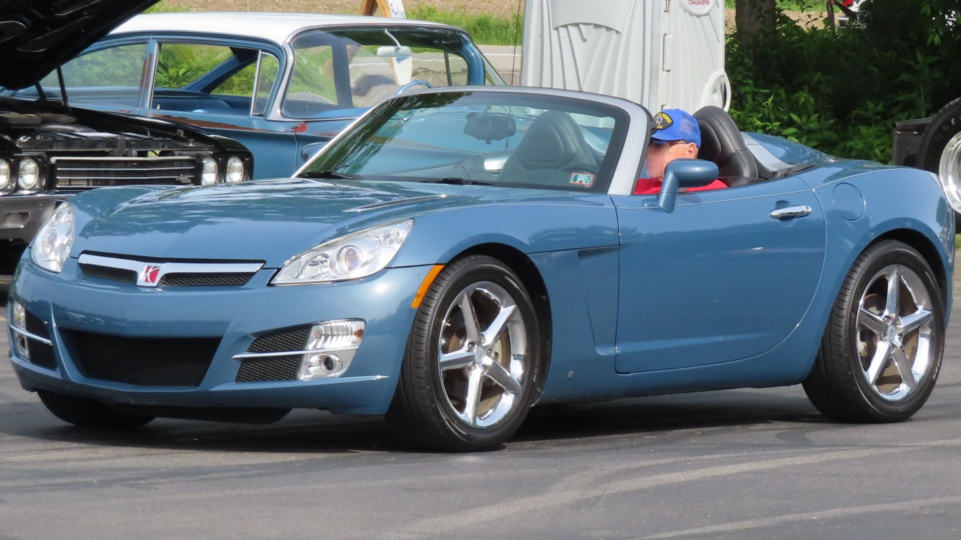 File:2008 Saturn Sky, front left, 06-01-2024.jpg
