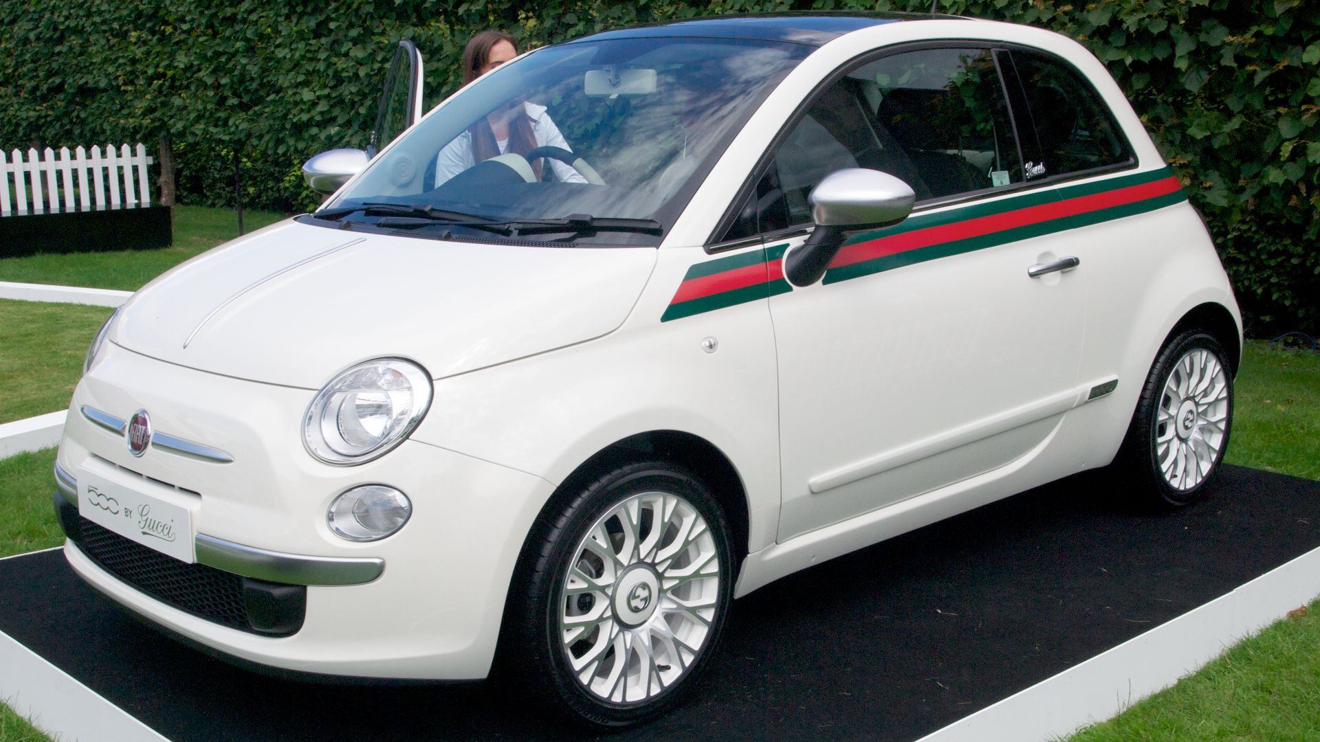 File:Gucci 500 2.jpg