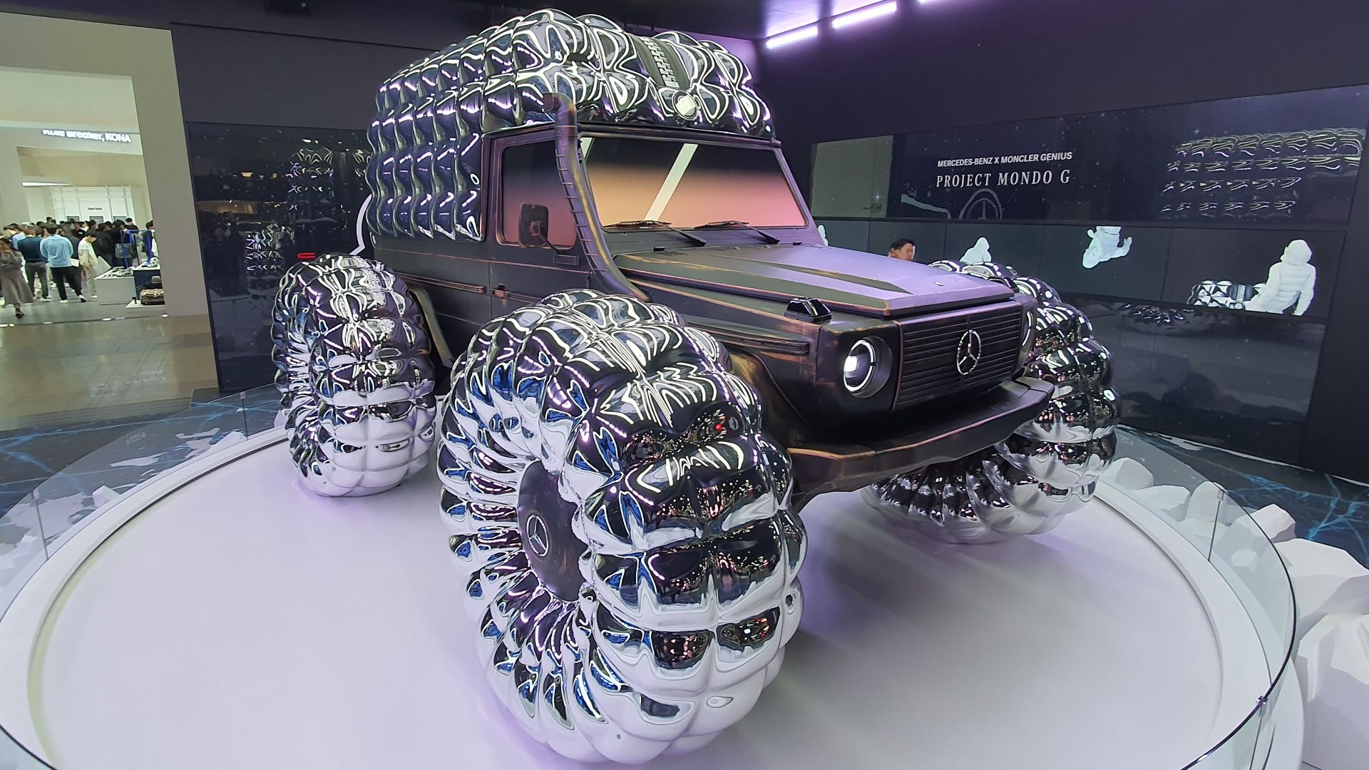 File:Mercedes-Benz X Moncler Genius Project Mondo G (19).jpg