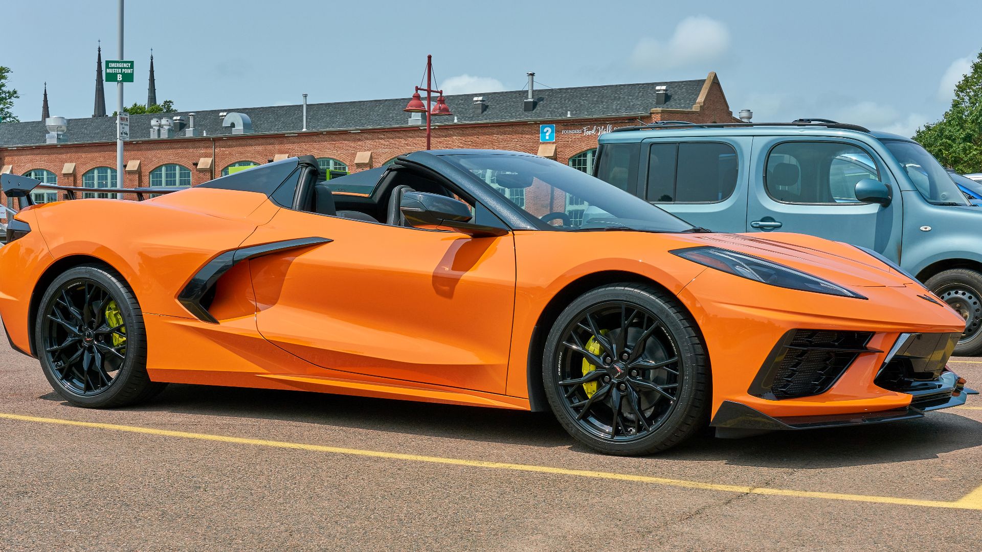 File:04367 Orange Chvrolet Corvette C8 convertible from right front V-P.jpg