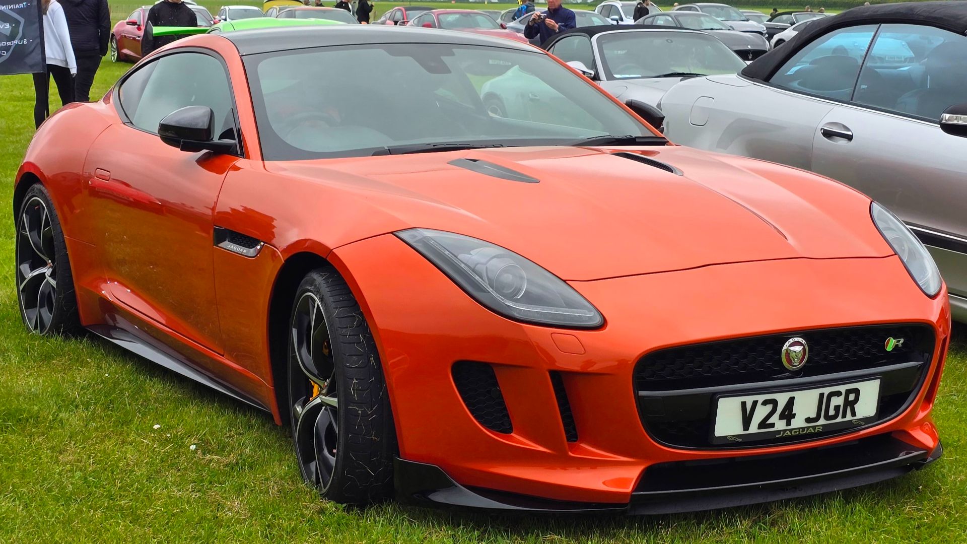File:2014 Jaguar F Type R Auto.jpg