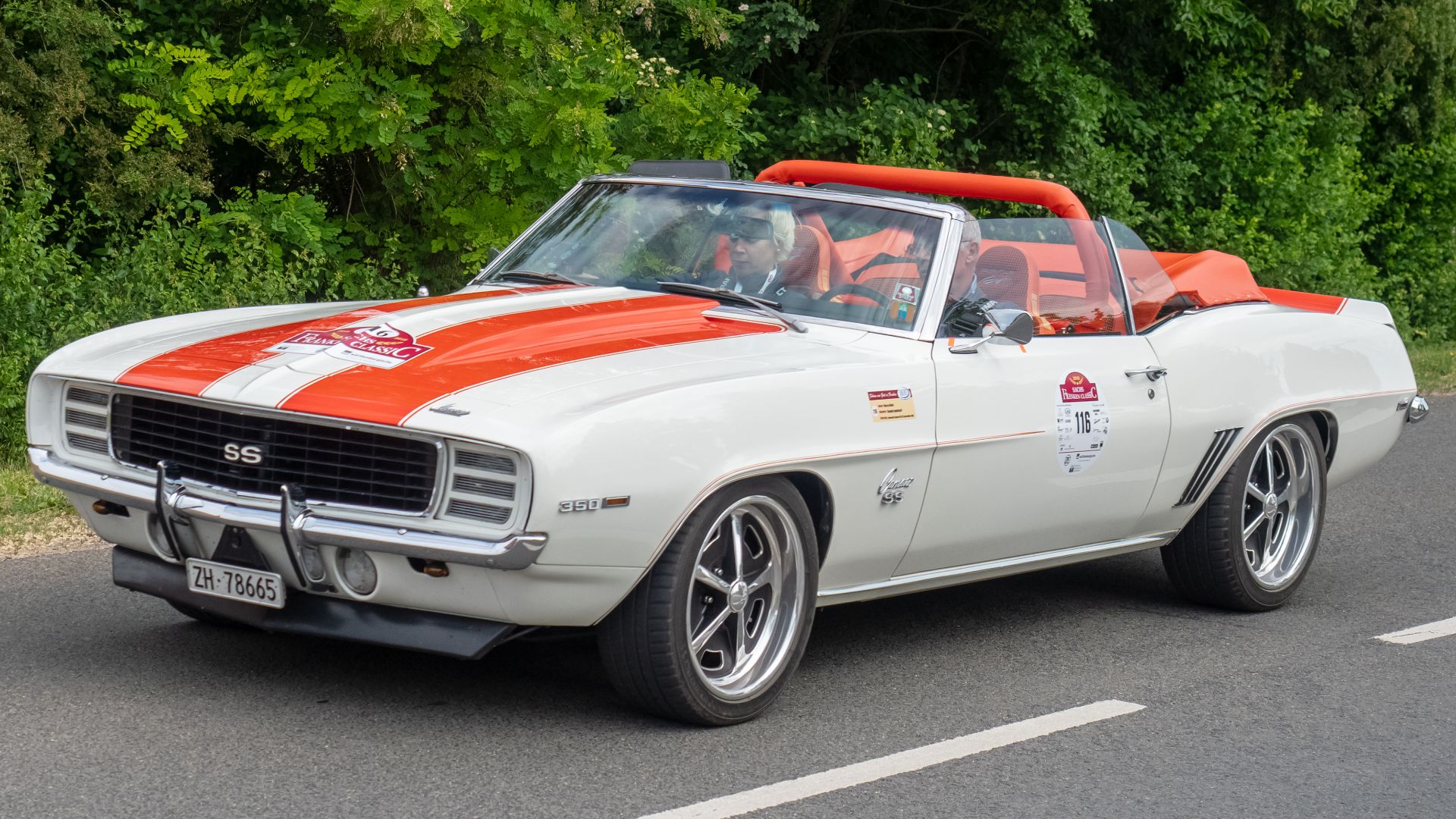 File:Chevrolet Camaro RS-SS Convertible Sachs Franken Classic 2018 P5201027.jpg