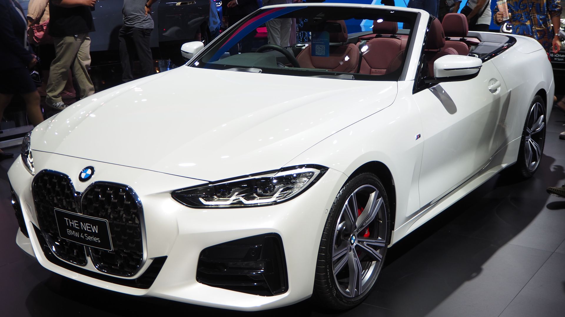 File:2022 BMW 4-Series 430i Convertible M Sport.jpg