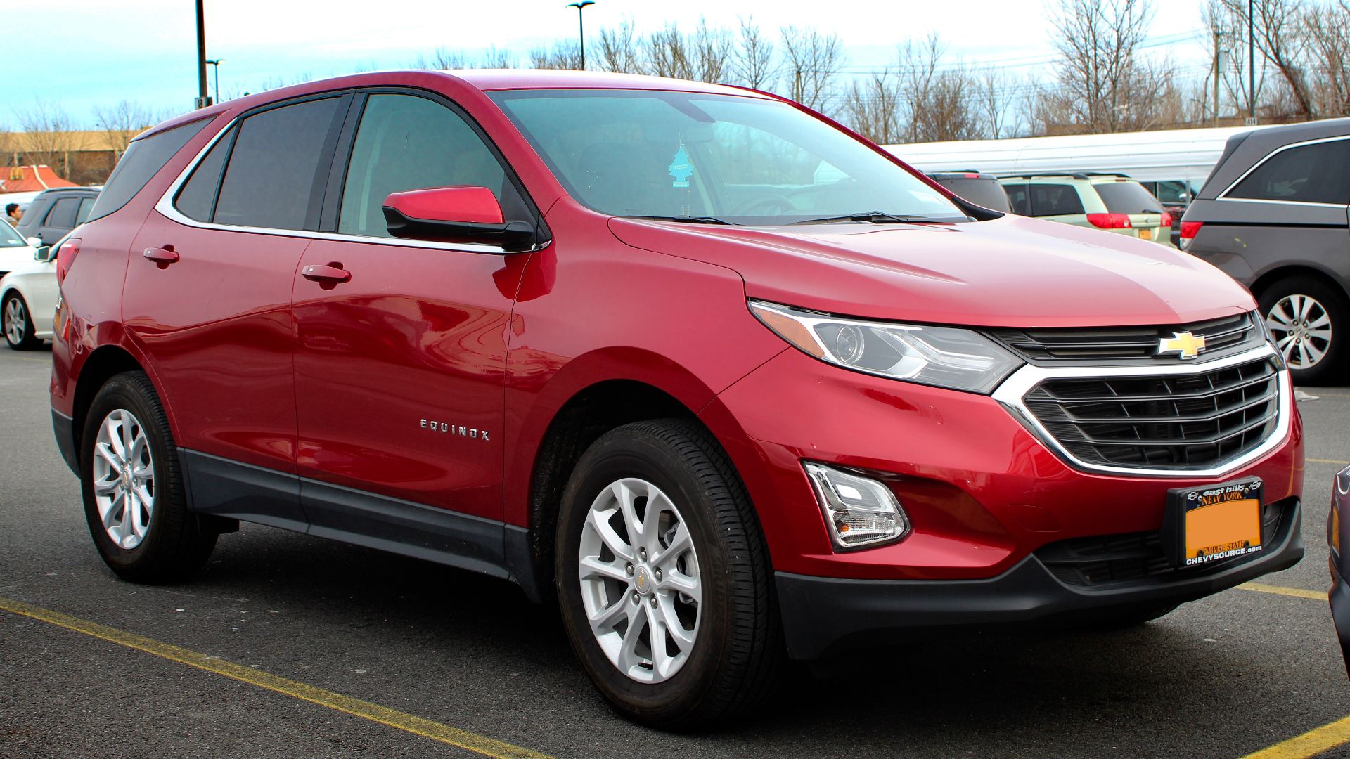 File:2018 Chevrolet Equinox LT, front 3.24.19.jpg