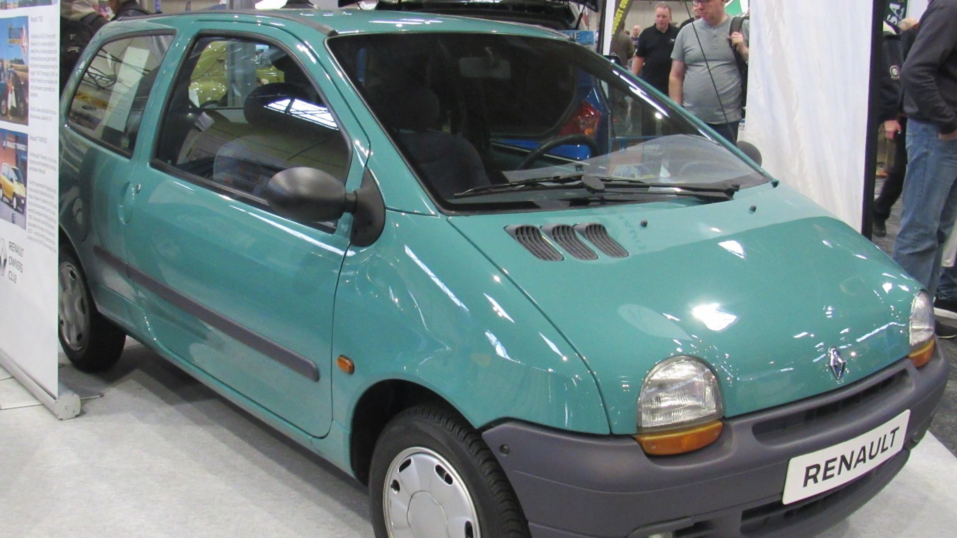 File:1994 Renault Twingo 1.3.jpg