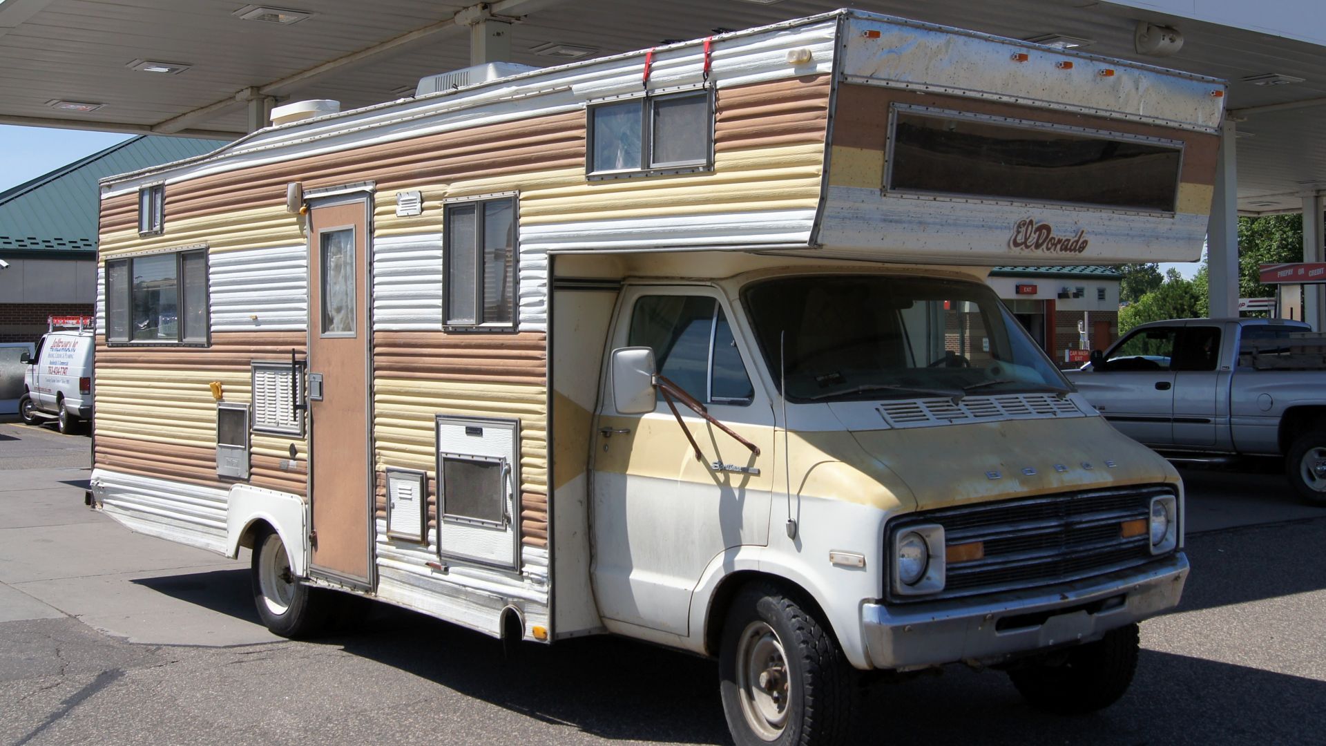 File:75 El Dorado RV with Dodge Tradesman Chassis & Cab (9340816889).jpg