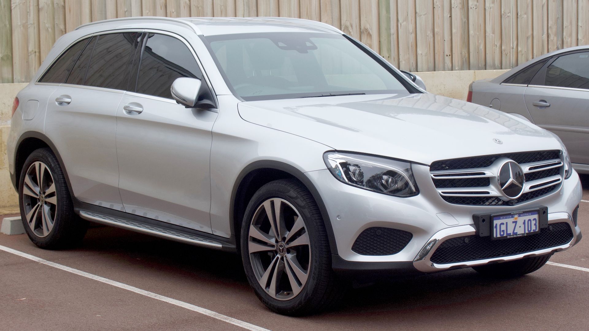 File:2018 Mercedes-Benz GLC-Class (X 253) 4MATIC wagon (2018-10-12).jpg