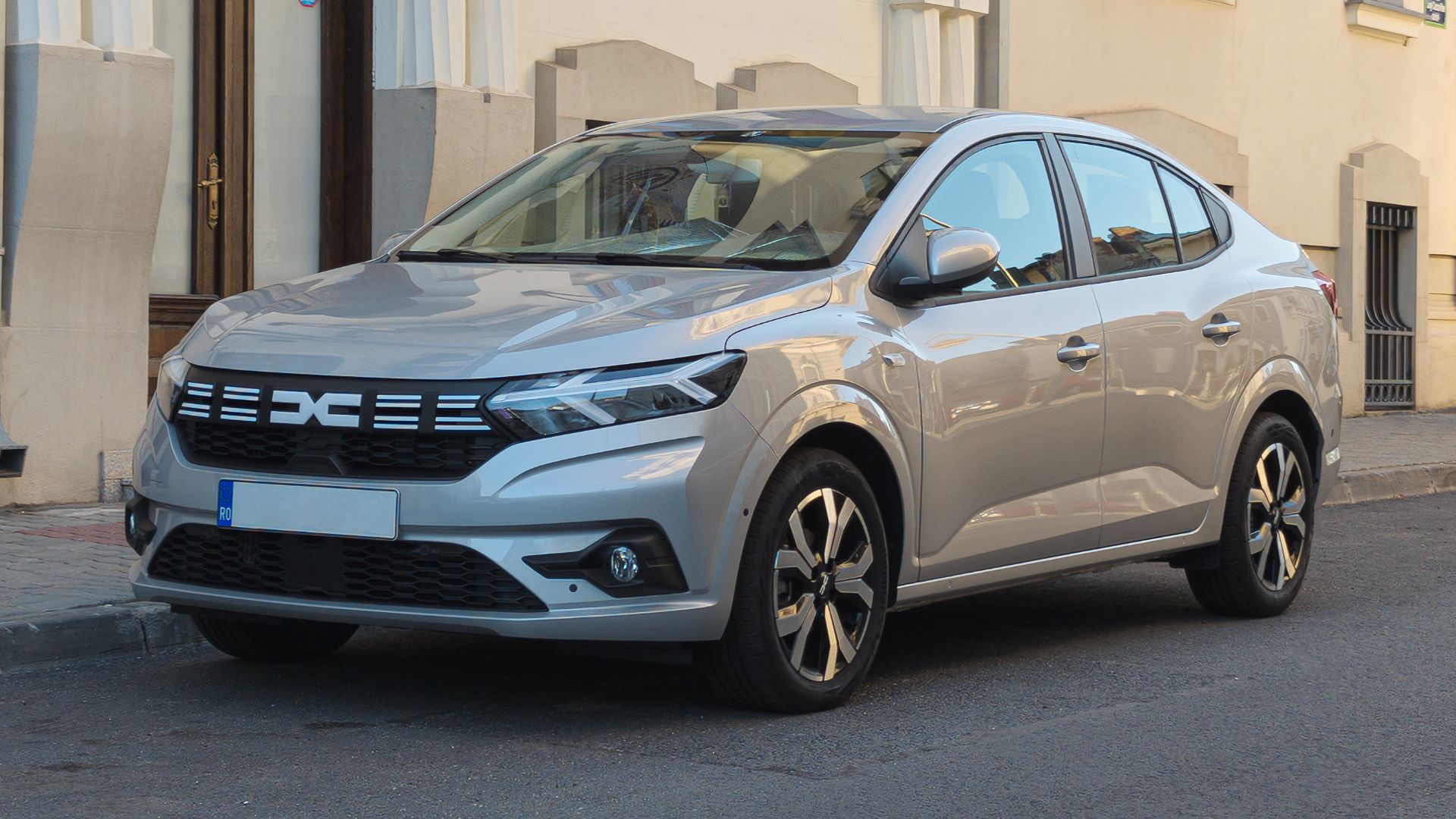 File:Dacia Logan 2023 Front 2.jpg