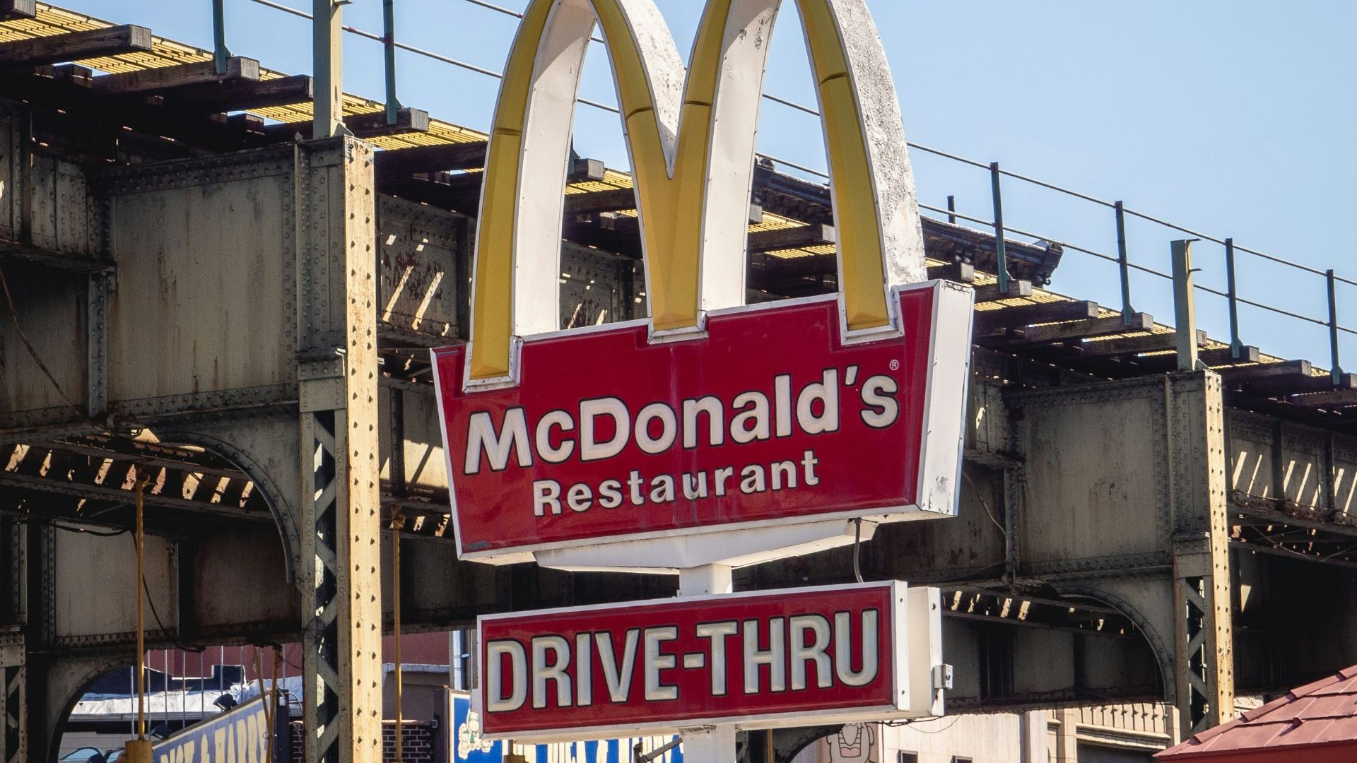 McDonald's restaurant signage