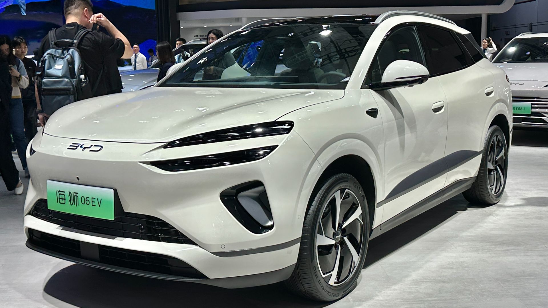 File:BYD Sealion 06 EV 001.jpg