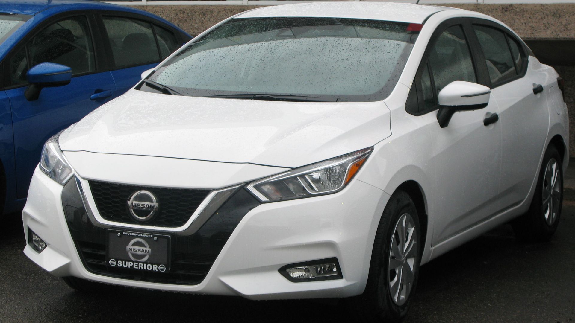 File:2021 Nissan Versa S, Front Left, 04-11-2021.jpg