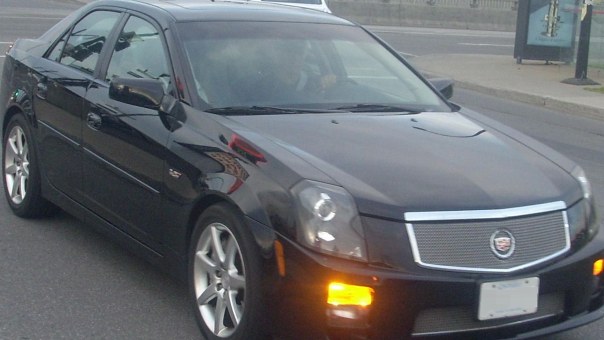 File:'04-'05 Cadillac CTS-V.jpg