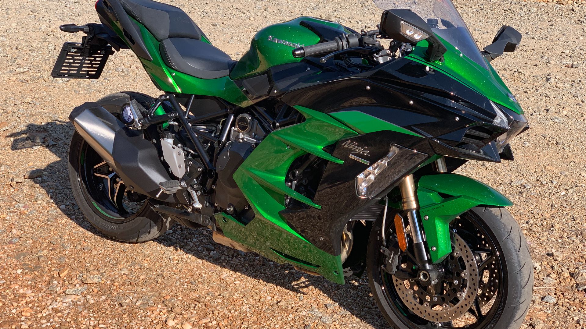 File:Kawasaki H2 SX SE.jpg