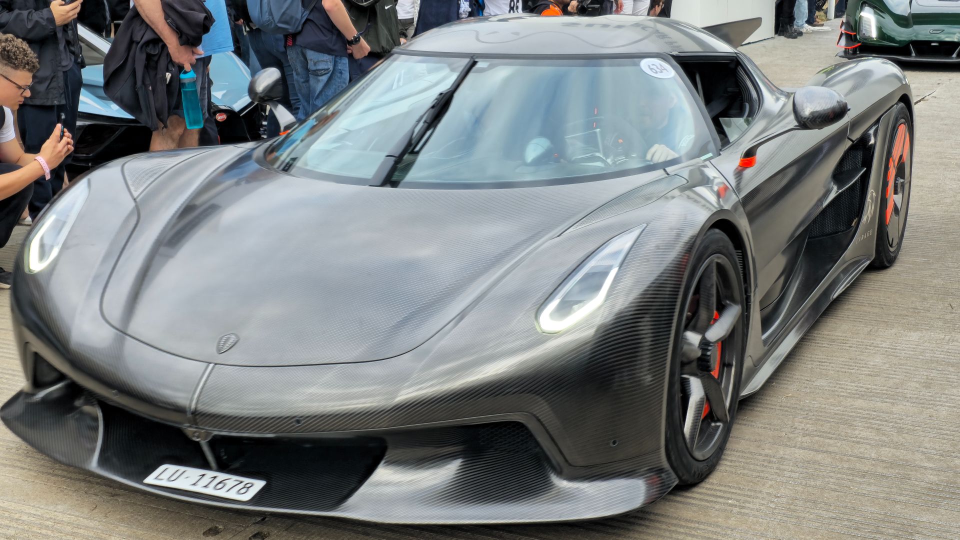 File:2024 Koenigsegg Jesko Absolut 2.jpg