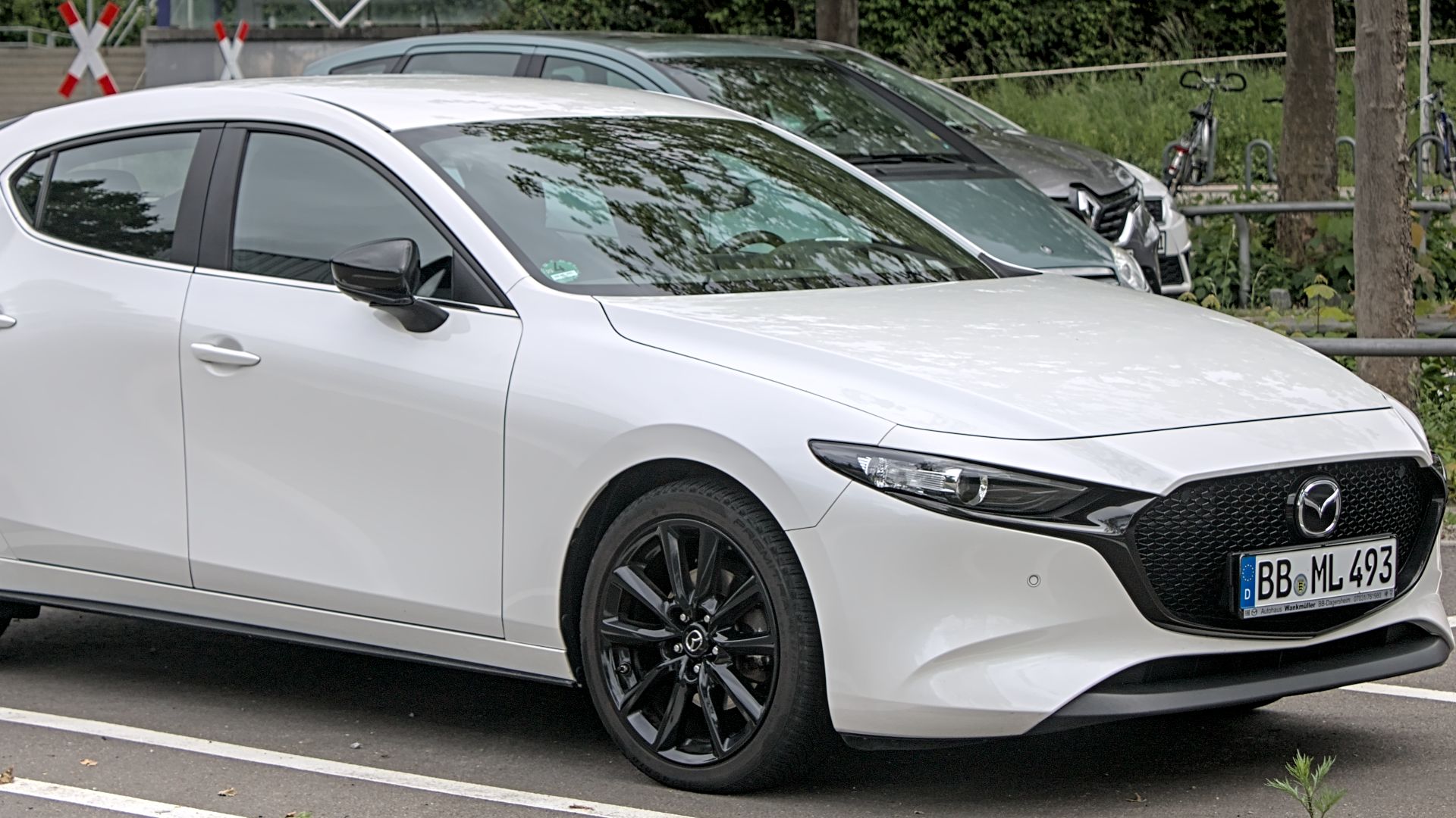 File:Mazda3 (BP) X e-Skyactiv-X IMG 9015.jpg