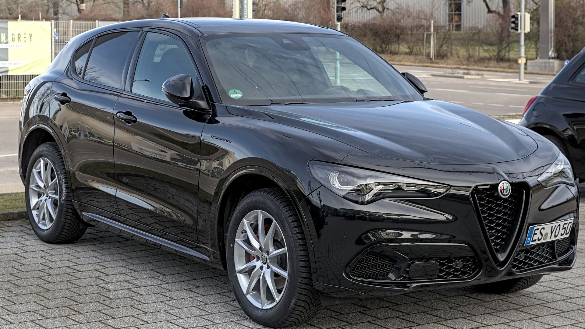 File:Alfa Romeo Stelvio (2023) 1X7A1915.jpg