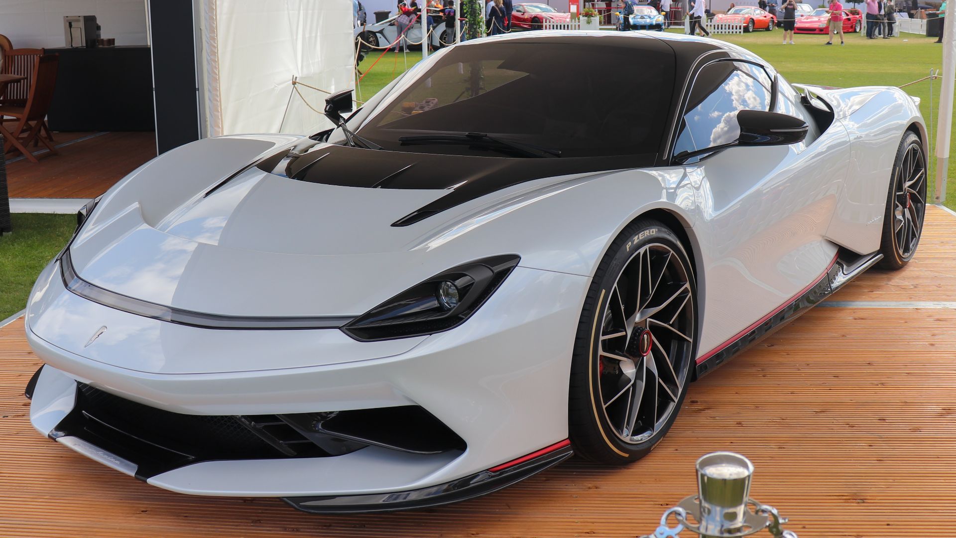 File:2019 Automobili Pininfarina Battista Front.jpg