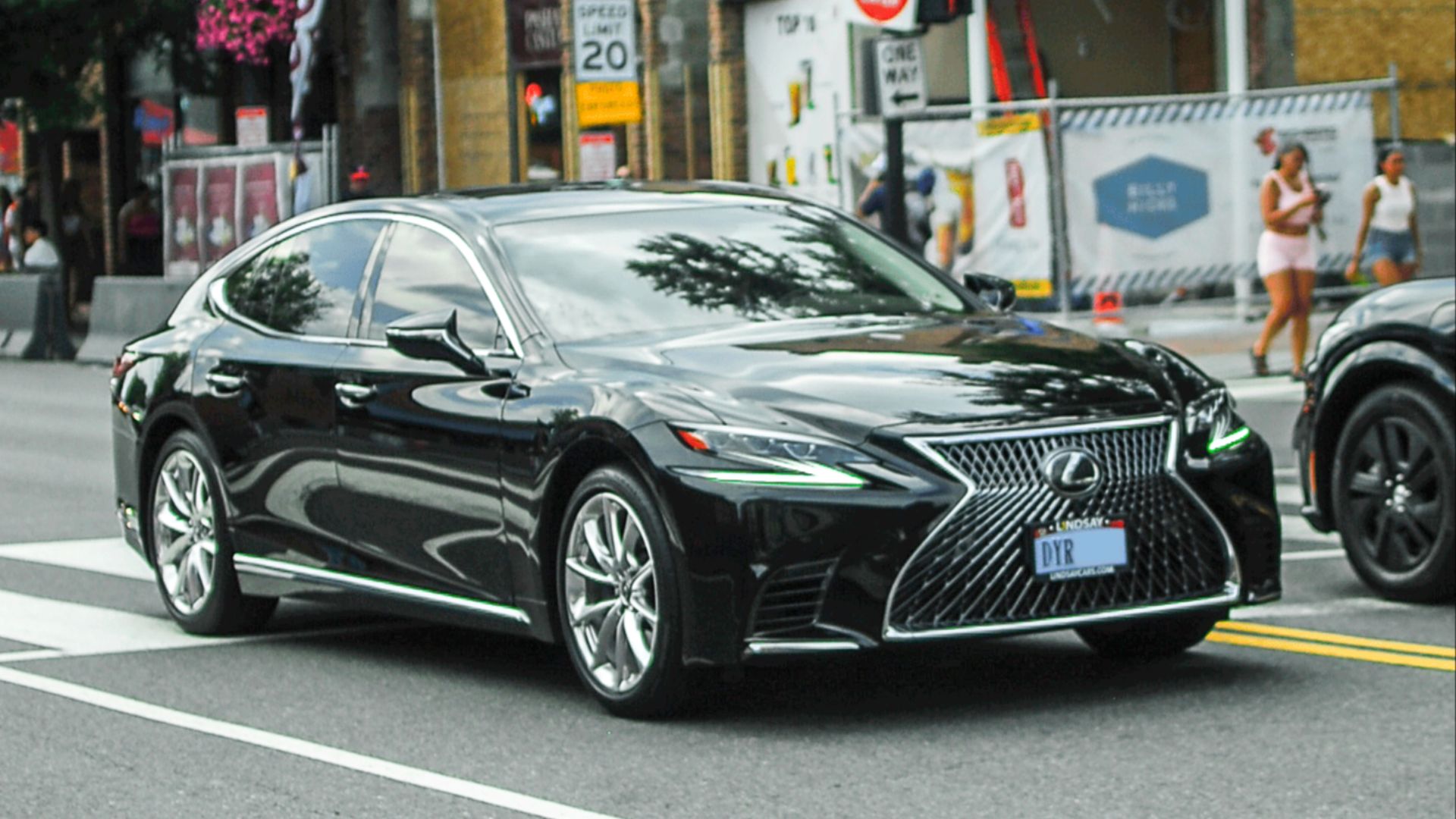 File:Lexus LS500 (XF50) Washington DC Metro Area, USA (2).gif