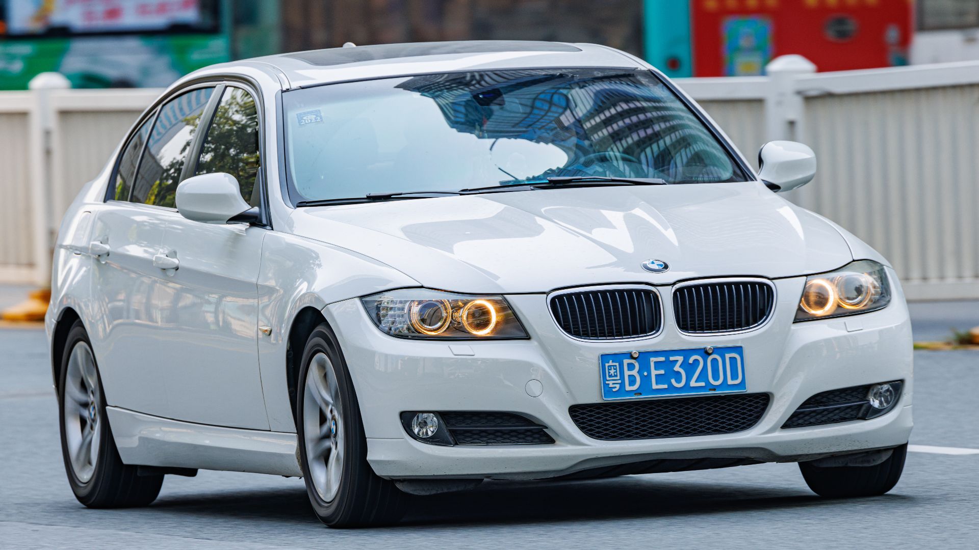 File:BMW 3 SERIES E90 China (3).jpg