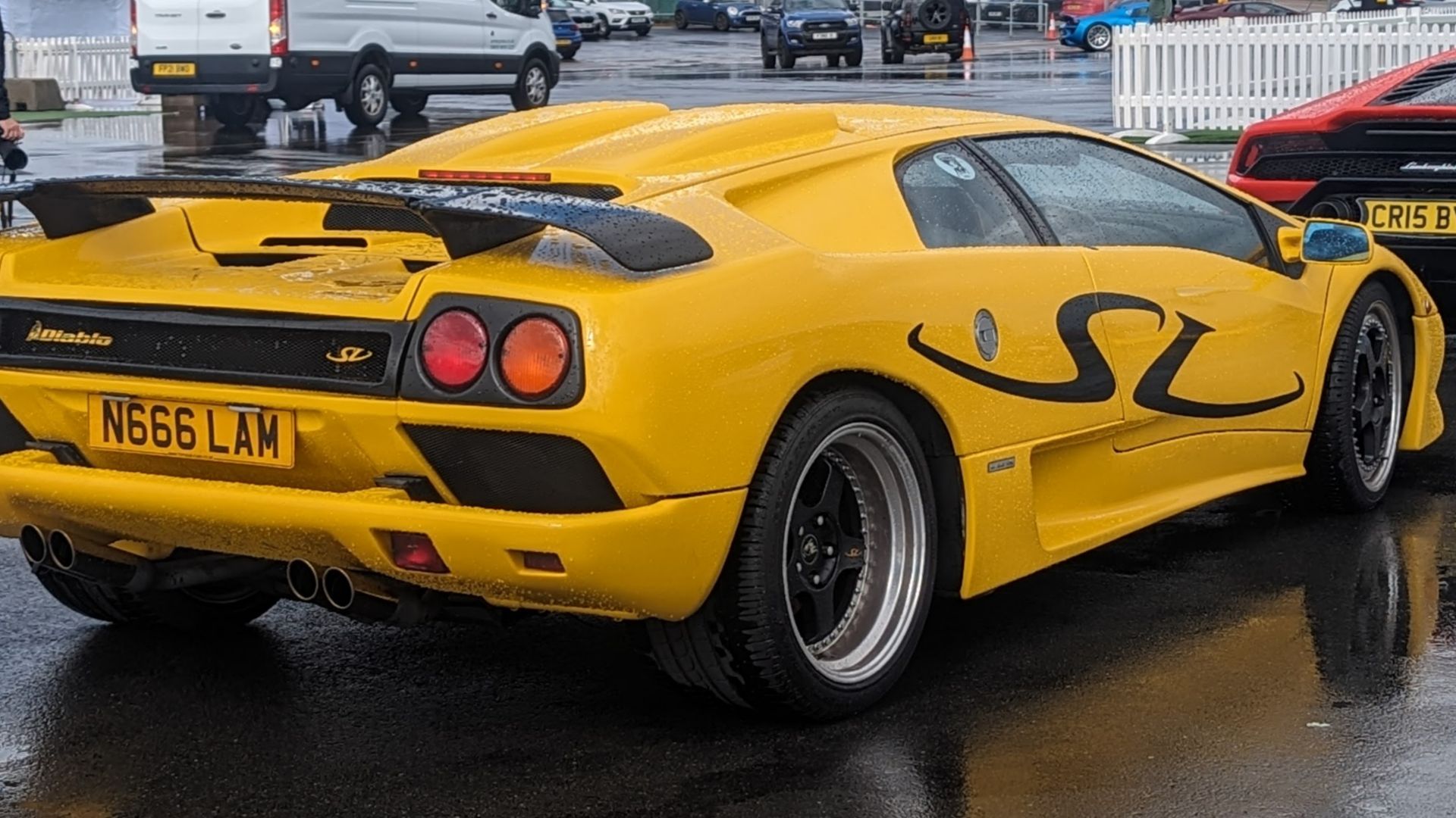 File:1996 Lamborghini Diablo SV 2.jpg