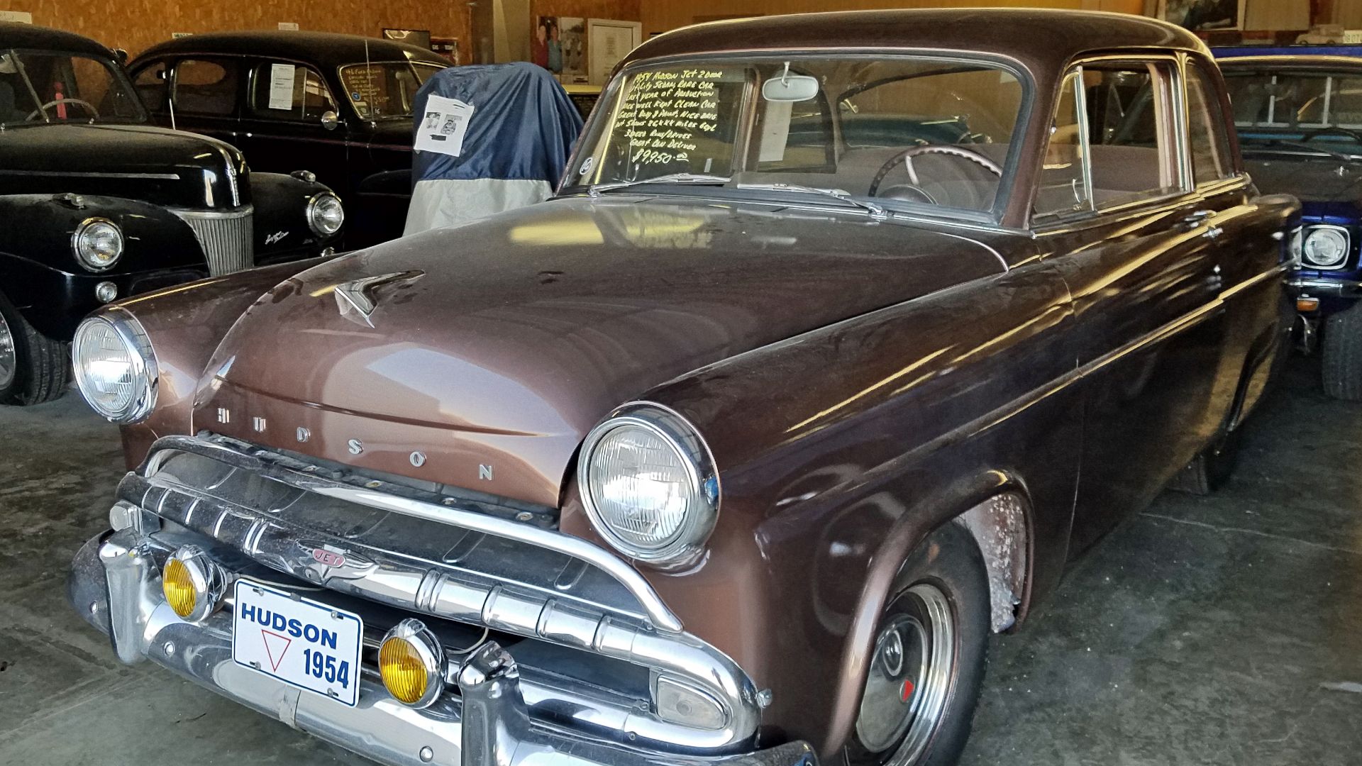File:1954 Hudson Jet 2-Door Utility Sedan.jpg