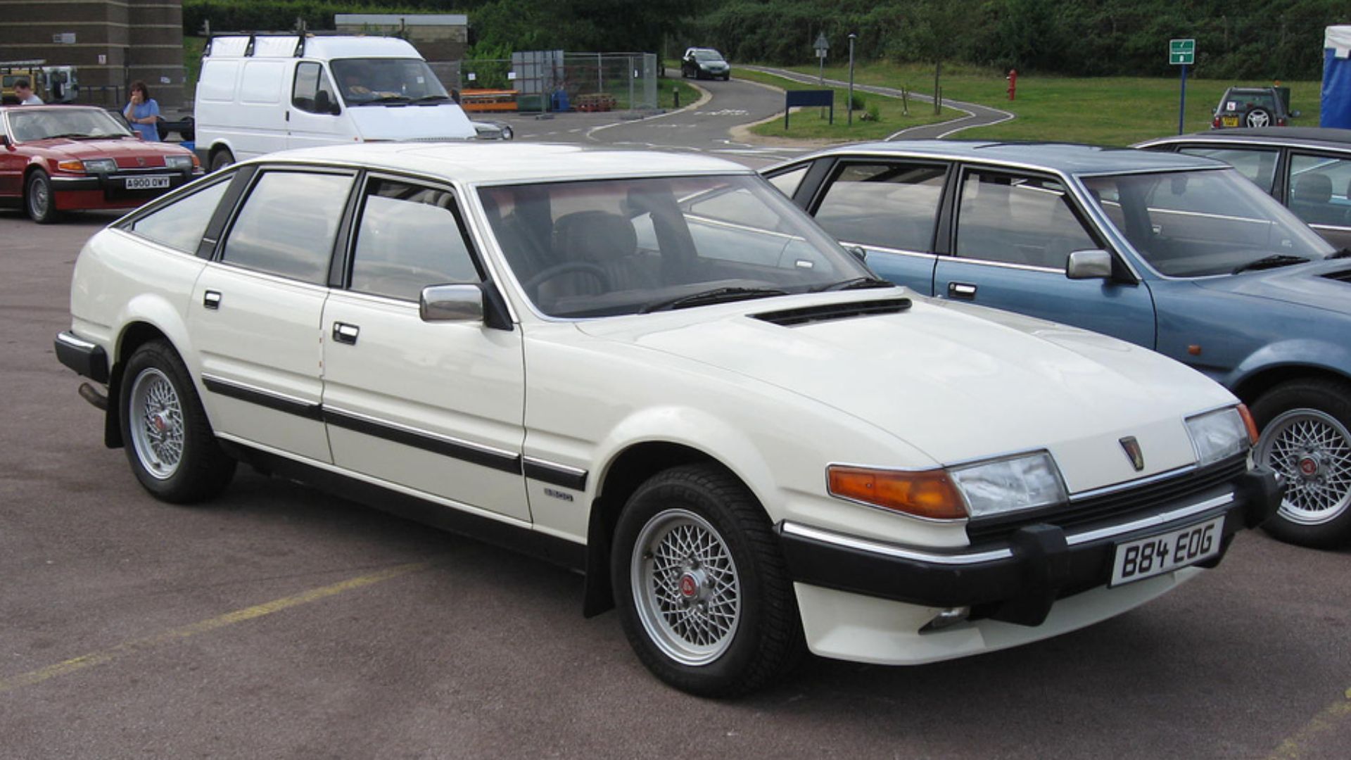 File:Rover sd1 club day white.jpg