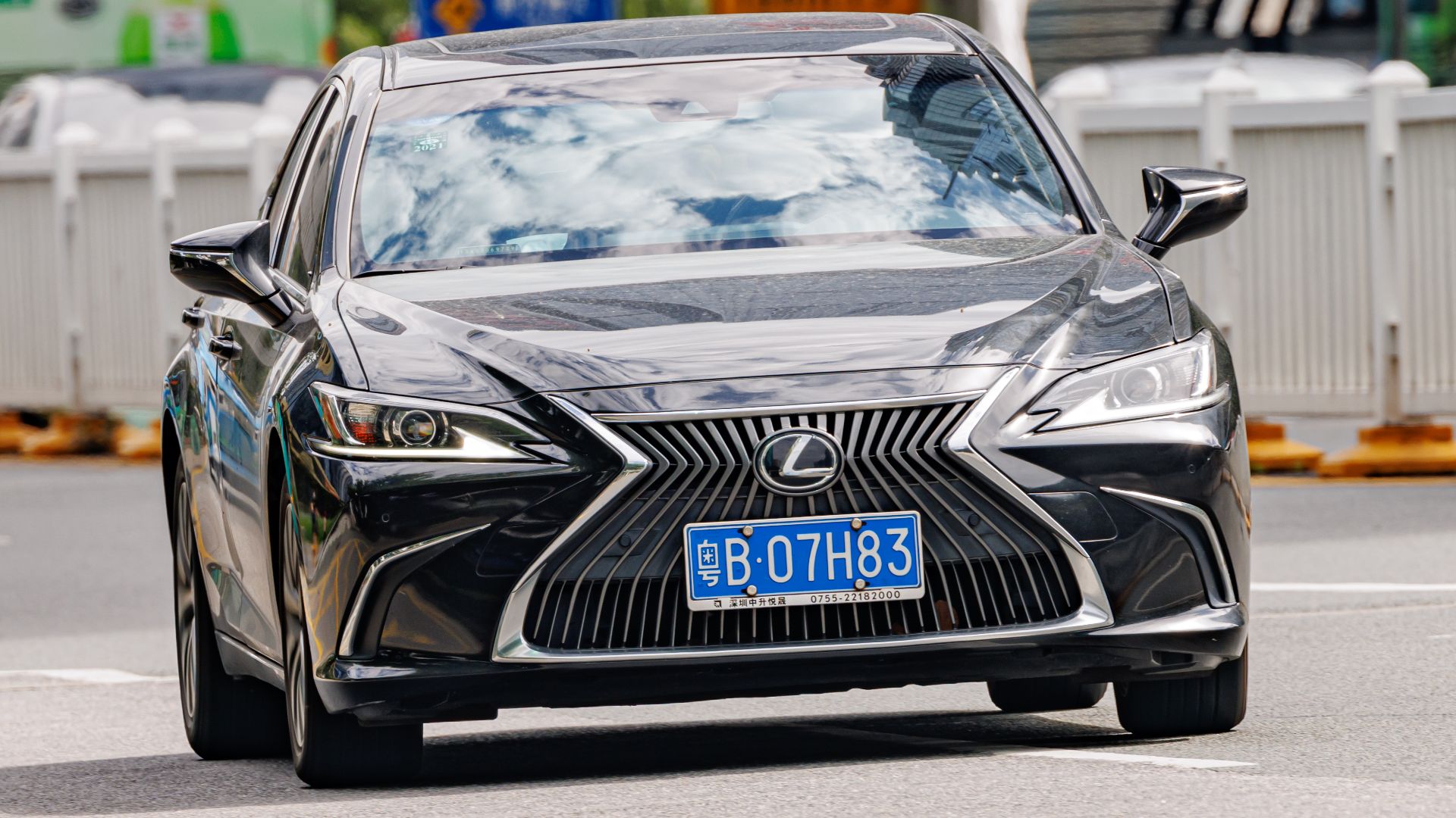 File:LEXUS ES 250(ES 260) (XZ10) China (6).jpg