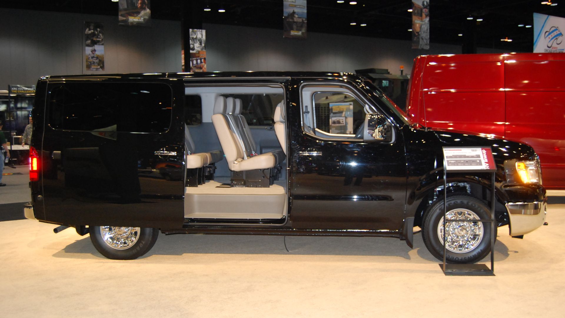 File:Nissan NV3500 Full-Size Passenger Van (6866545153).jpg