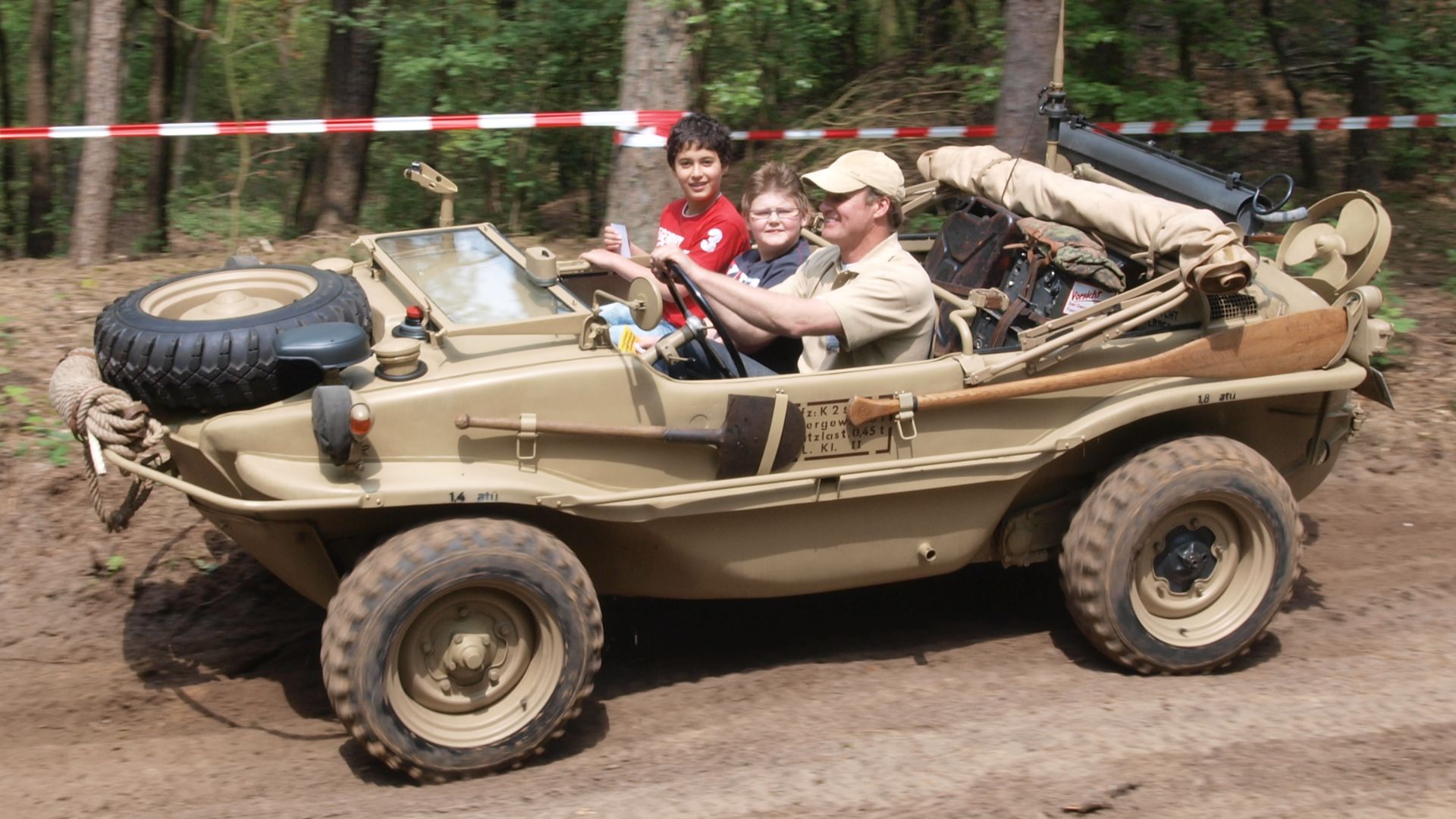 File:Volkswagen Type 166 'Schwimmwagen' pic1.JPG